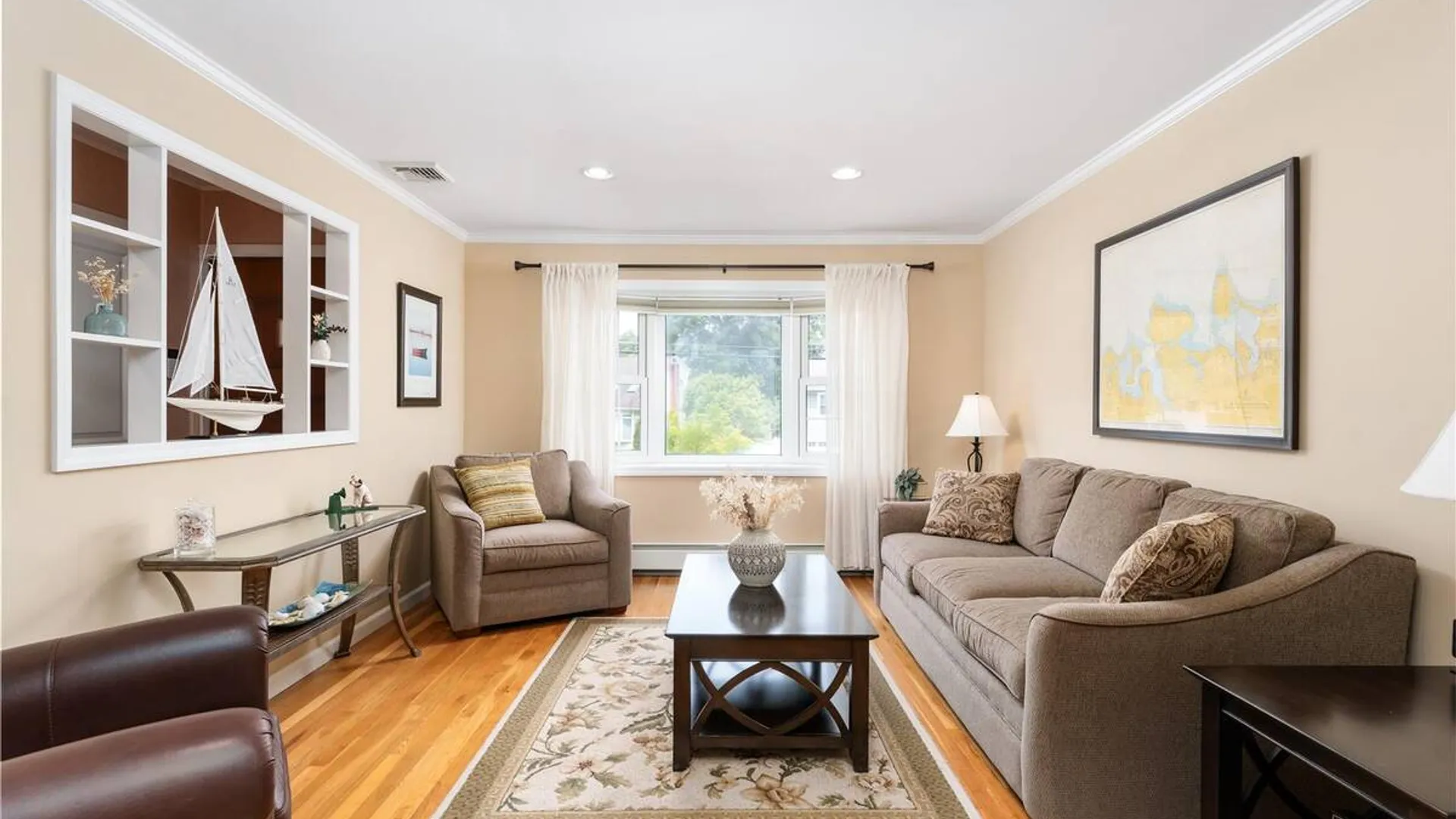 Property at 13 Longford Street, Huntington, NY 11743 4