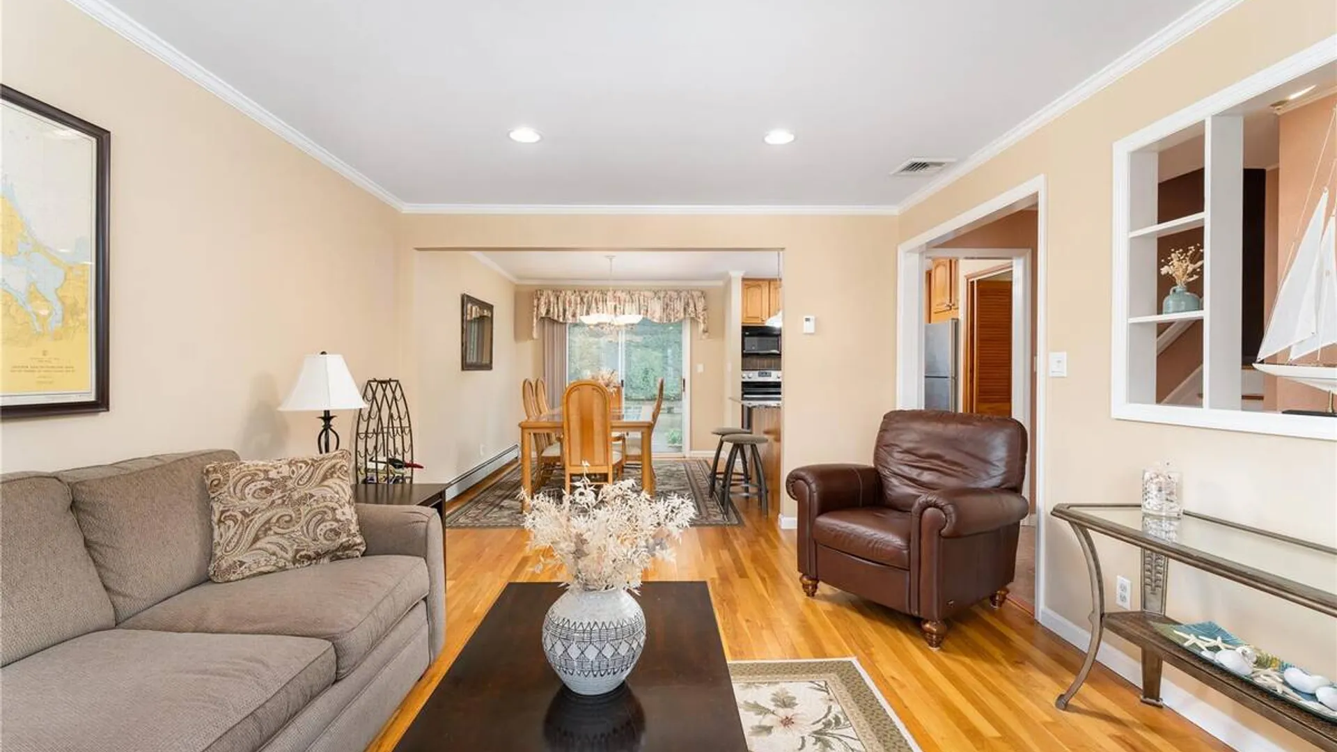 Property at 13 Longford Street, Huntington, NY 11743 5