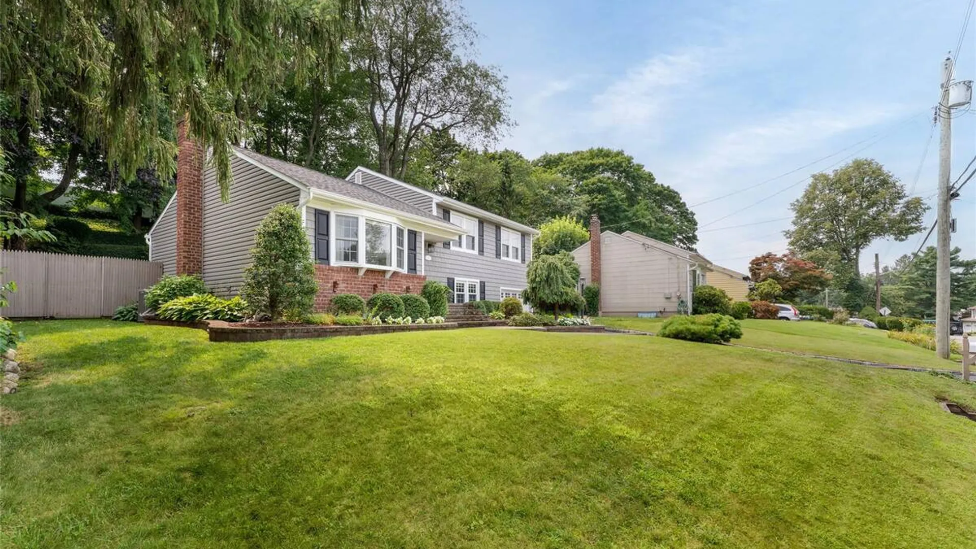 Property at 13 Longford Street, Huntington, NY 11743 35