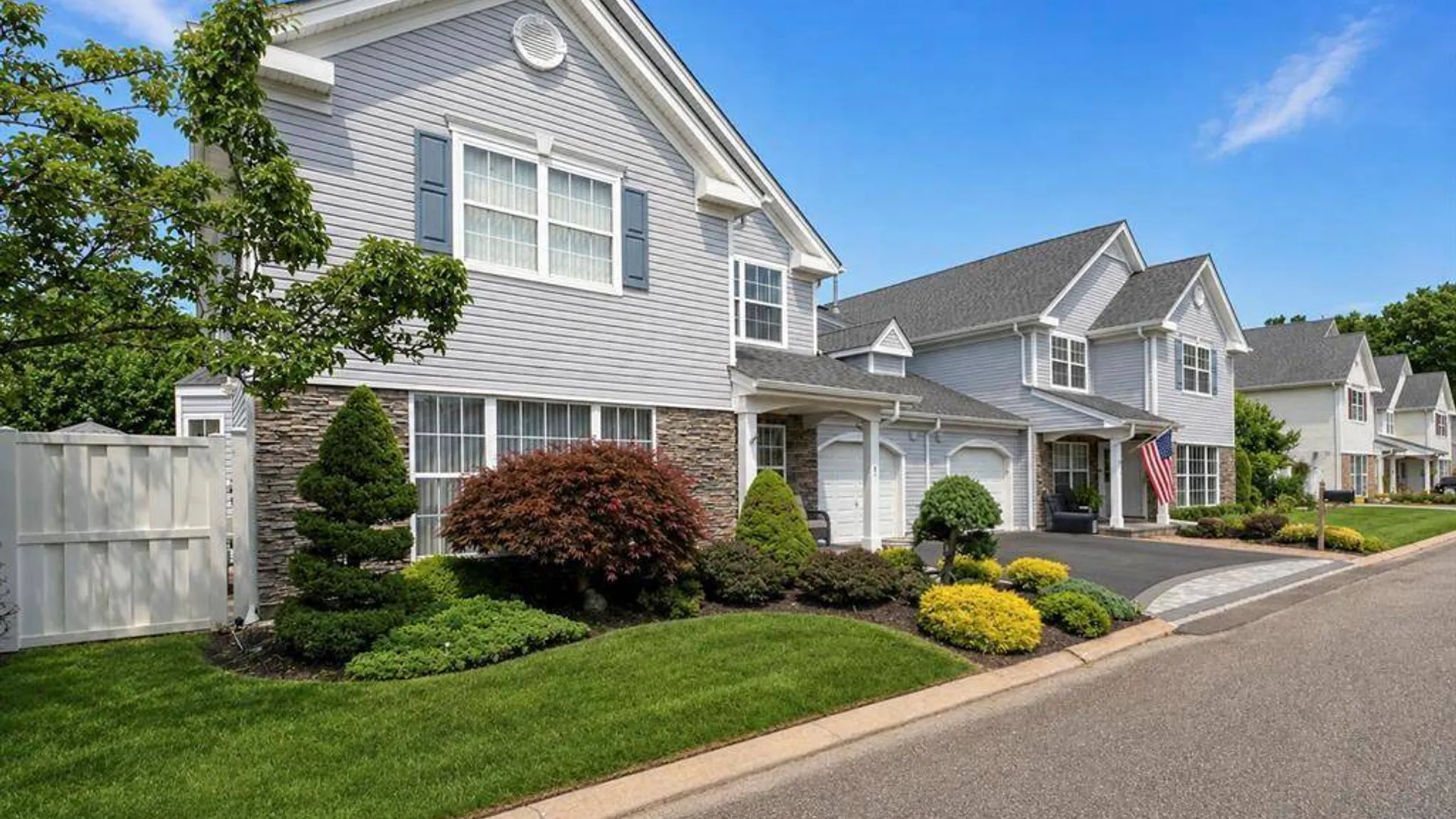Property at 1 Jennifer Lane, Middle Island, NY 11953 3