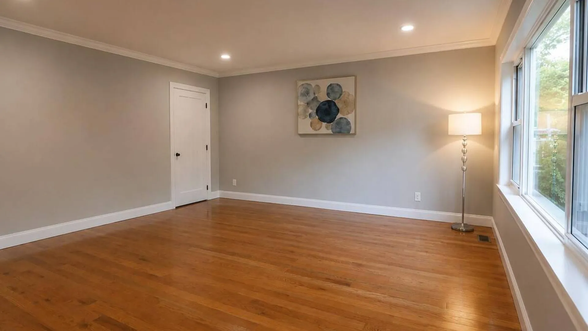Property at 82 Vernon Avenue, East Norwich, NY 11732 6