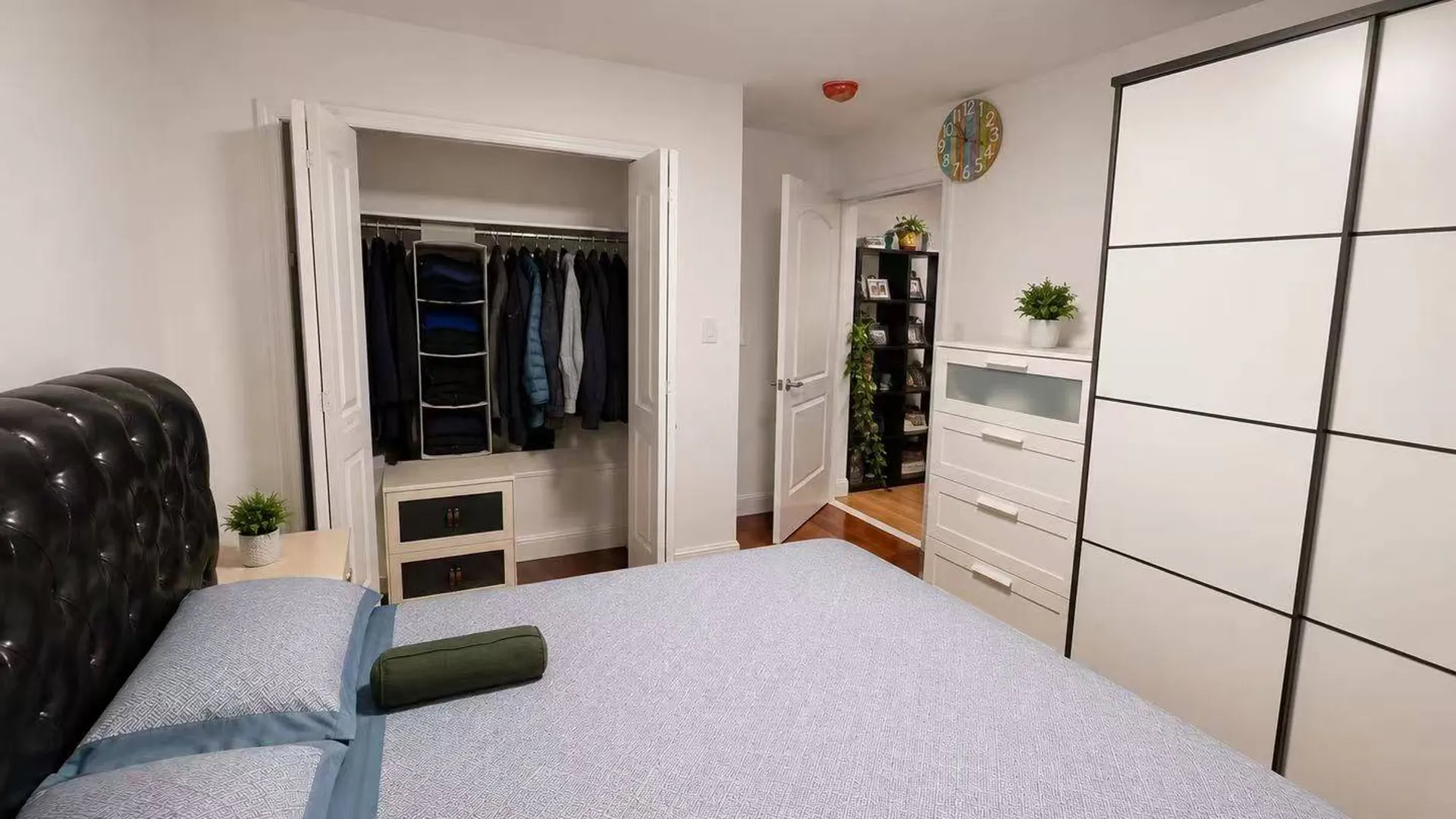 Property at 32-65 107th St, East Elmhurst, NY 11369 8