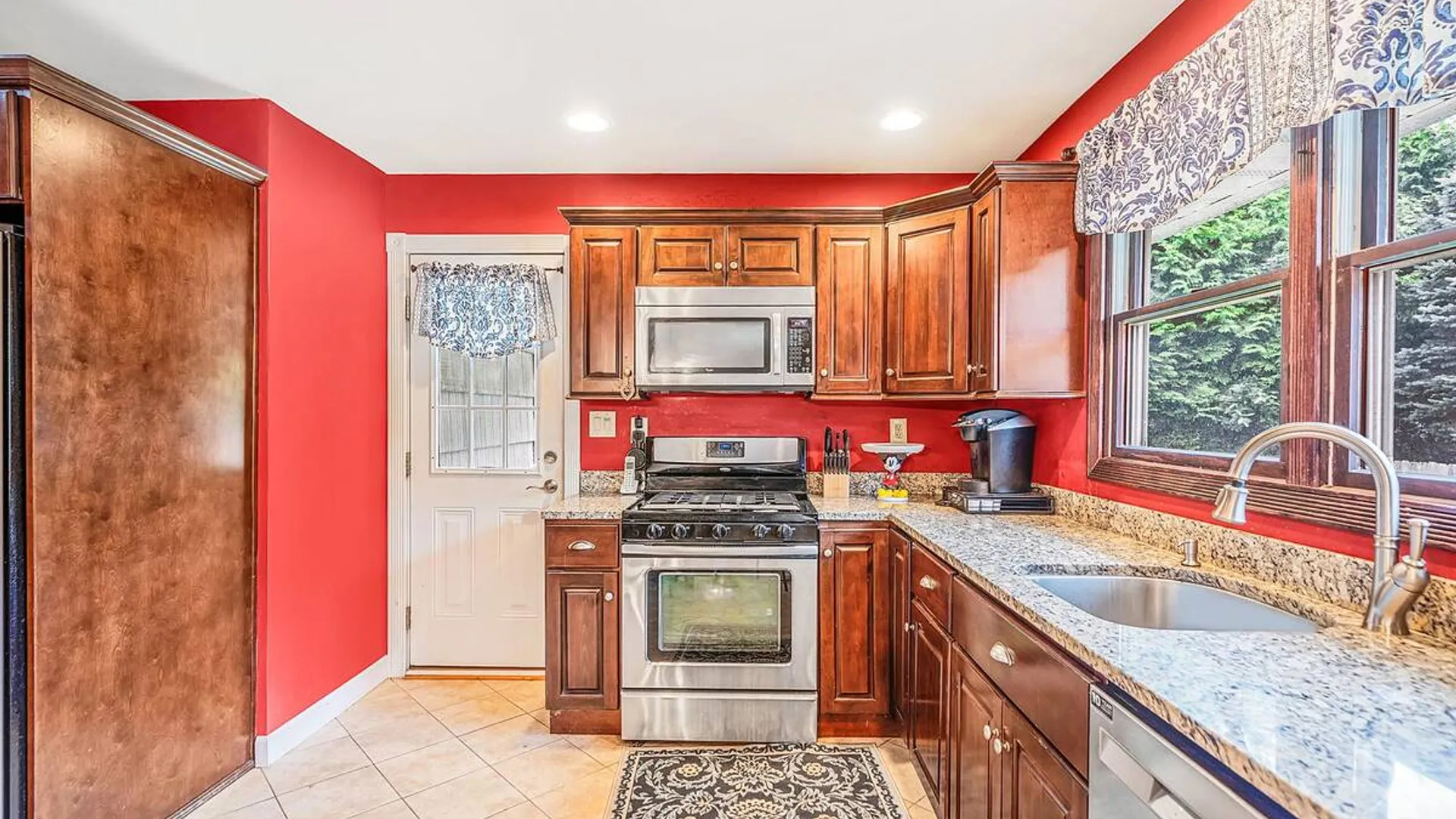 Property at 248 6th Avenue, Saint James, NY 11780 10