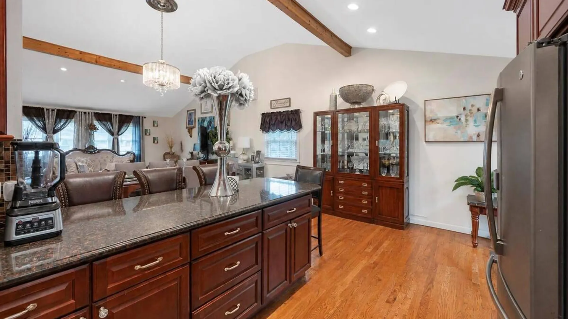 Property at 3 Humming Lane, Coram, NY 11727 9
