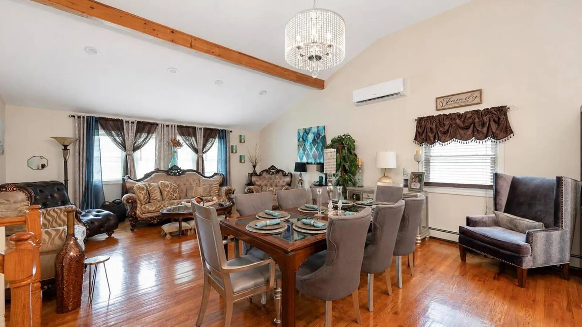 Property at 3 Humming Lane, Coram, NY 11727 15
