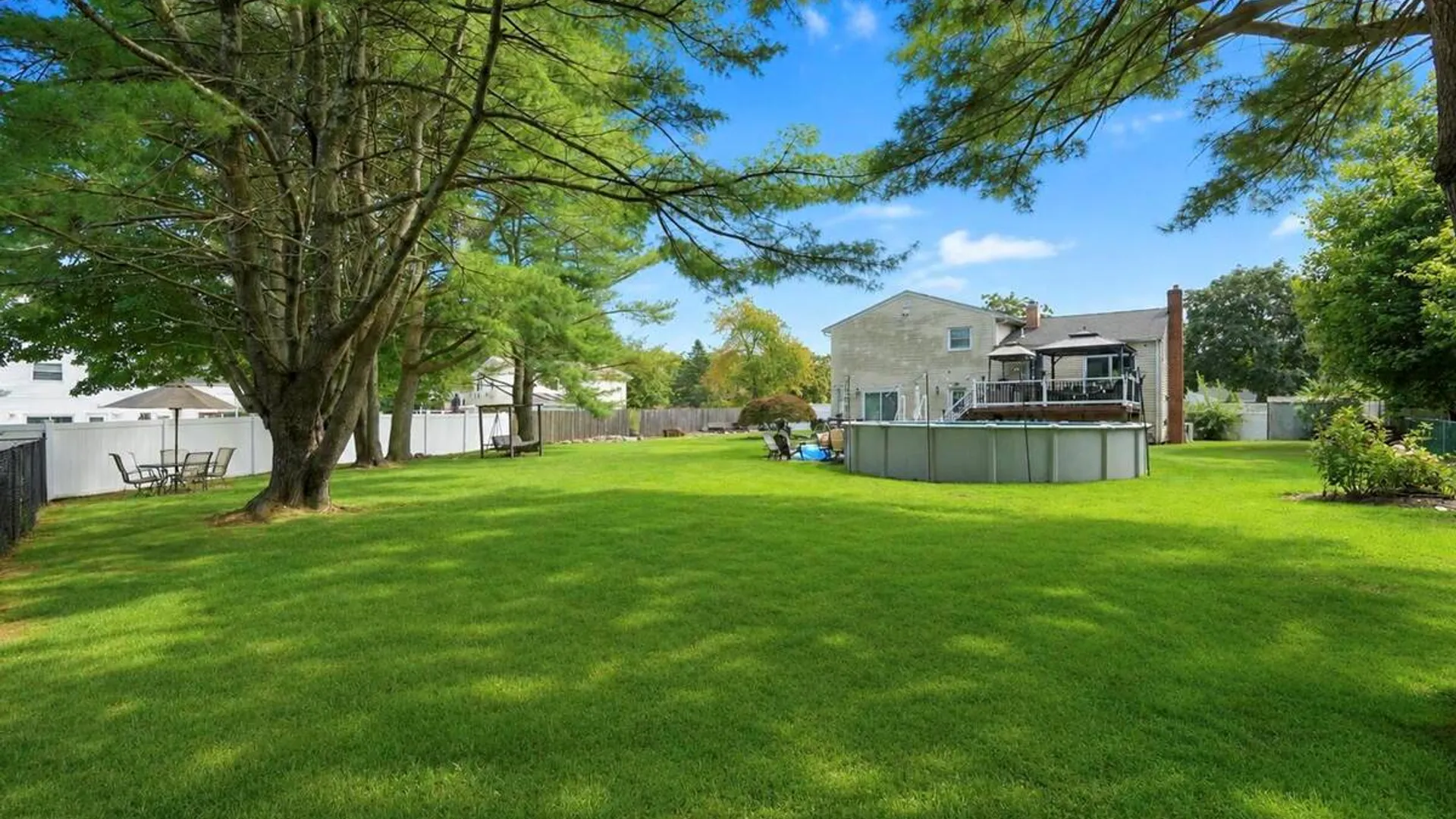 Property at 3 Humming Lane, Coram, NY 11727 38
