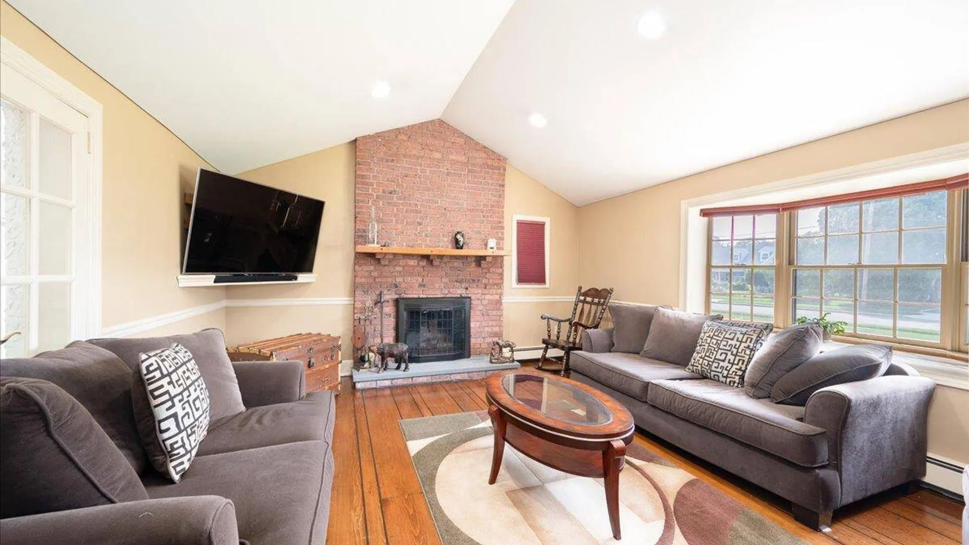 Property at 34 Albemarle Road, Westbury, NY 11590 22