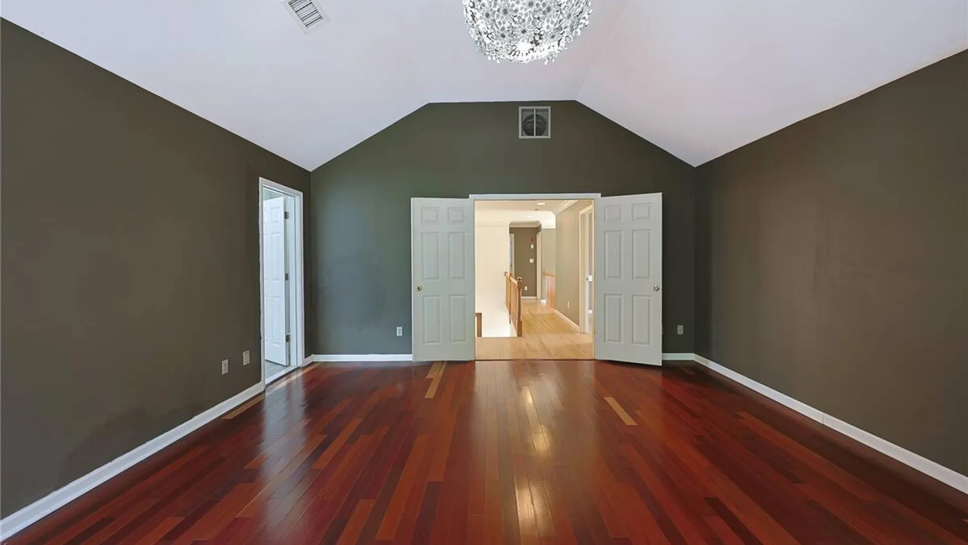 Property at 1010 Pine View, New Windsor, NY 12553 19