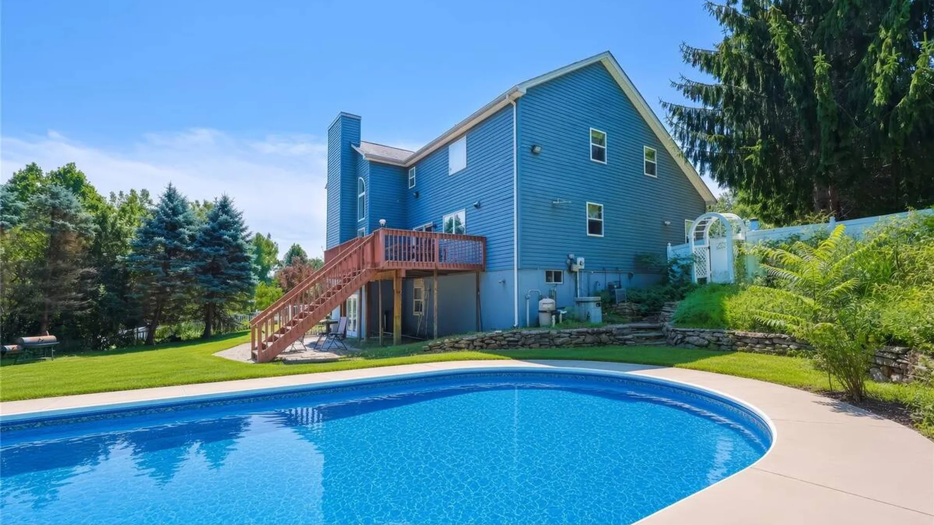 Property at 1010 Pine View, New Windsor, NY 12553 36