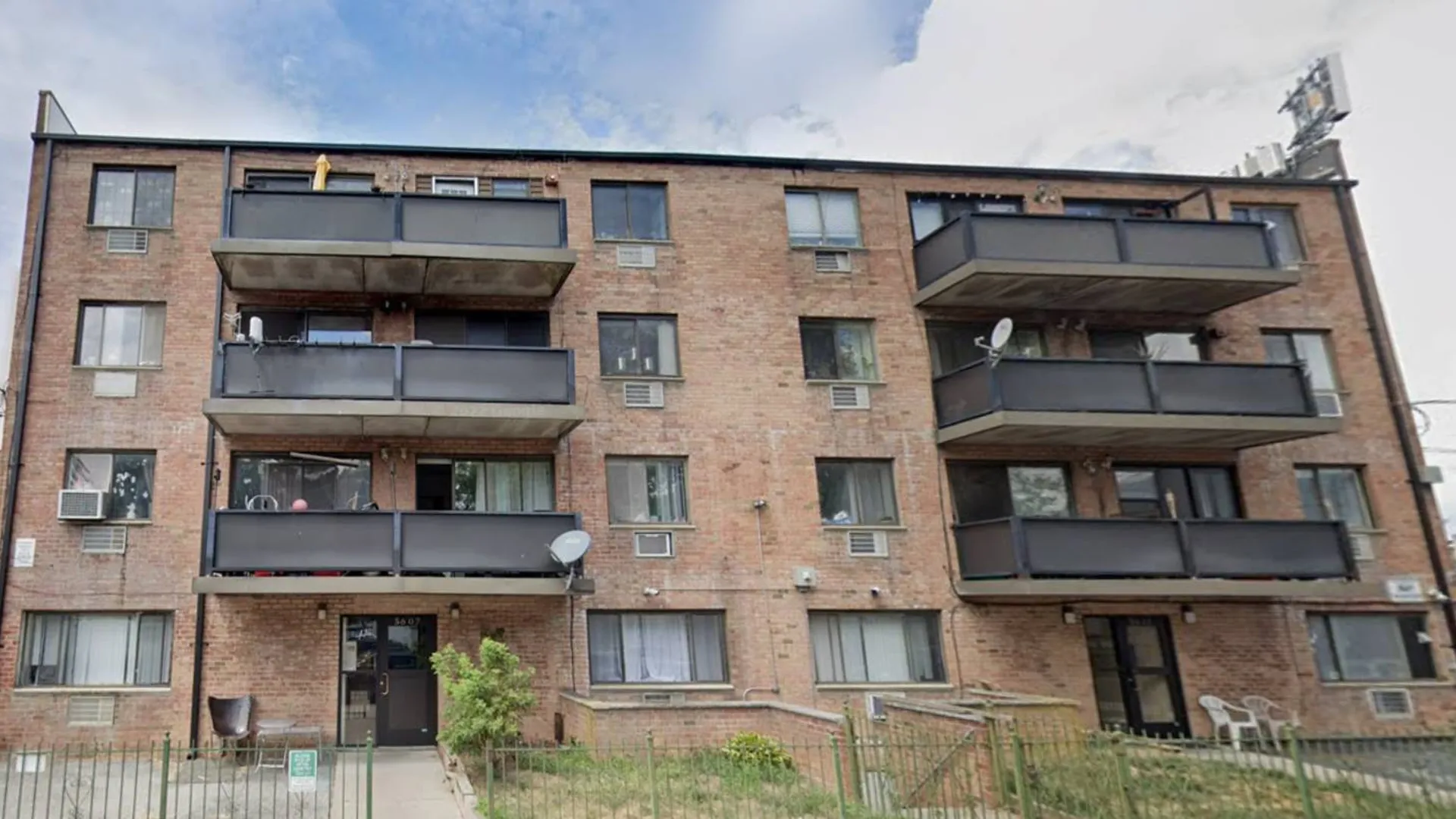 Property at 56-07 clover place, glendale, NY 11385 8