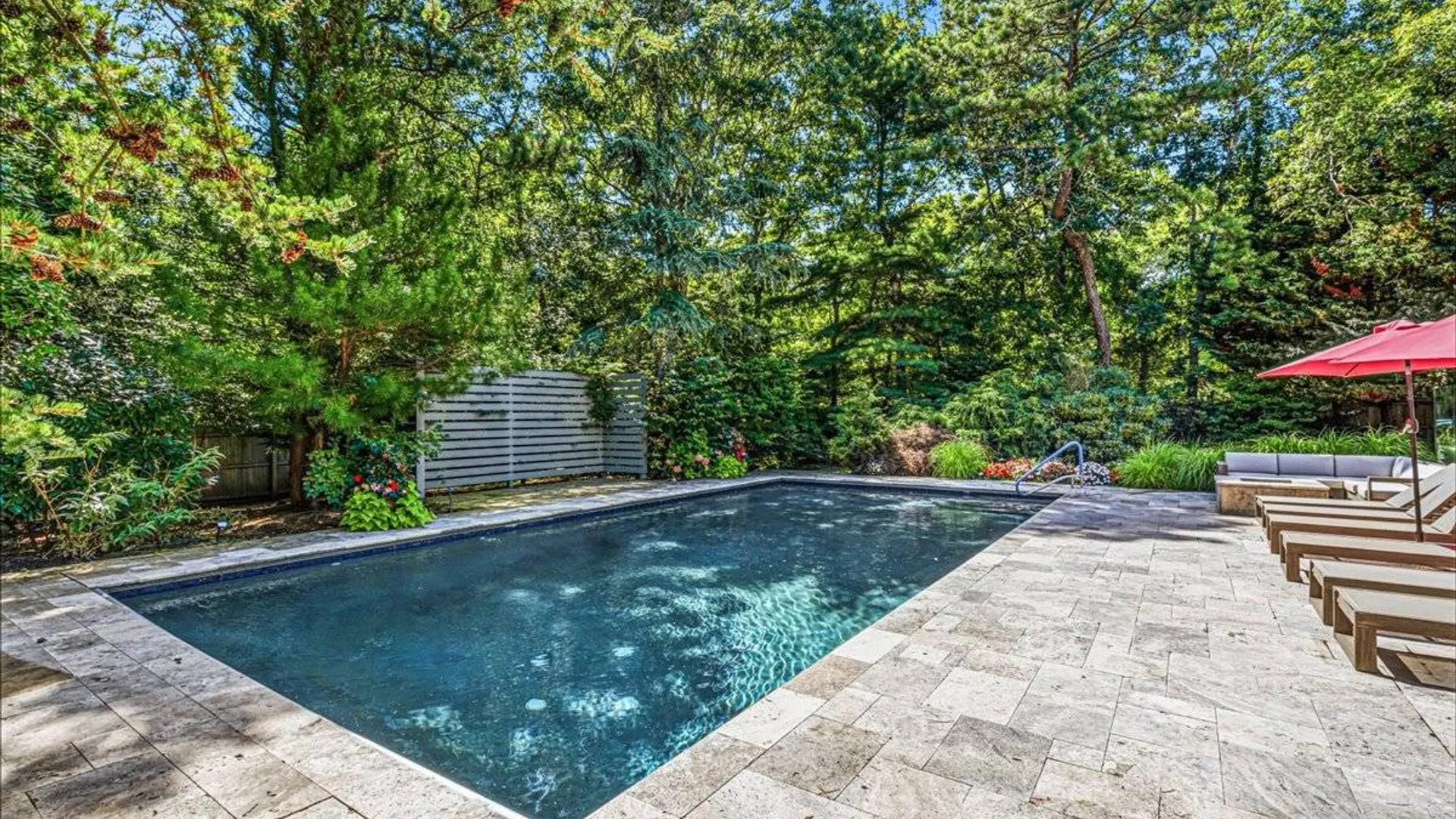 Property at 3 QUANTUCK BAY LN, Westhampton Beach, NY 11978 32