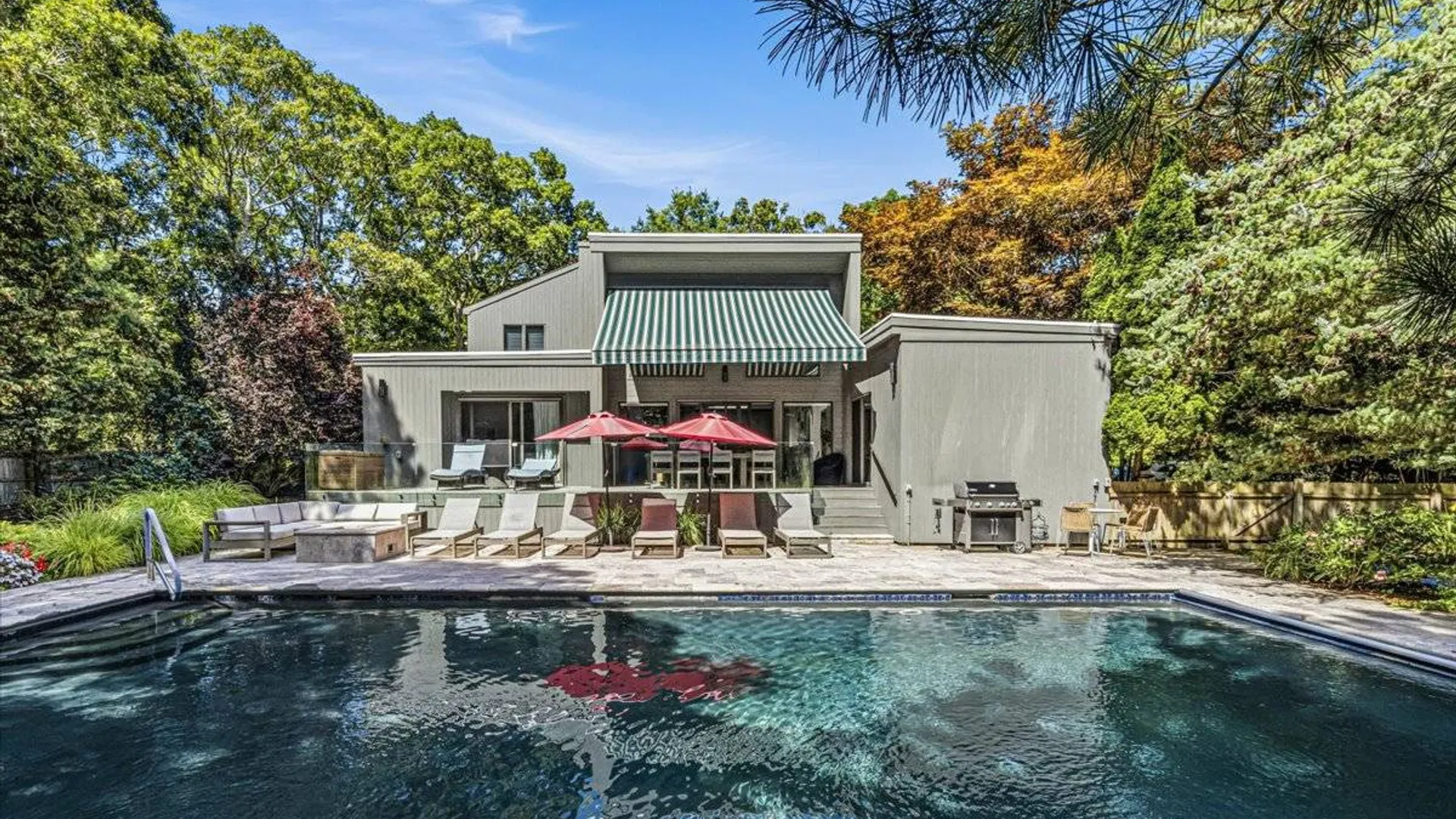 Property at 3 QUANTUCK BAY LN, Westhampton Beach, NY 11978 33