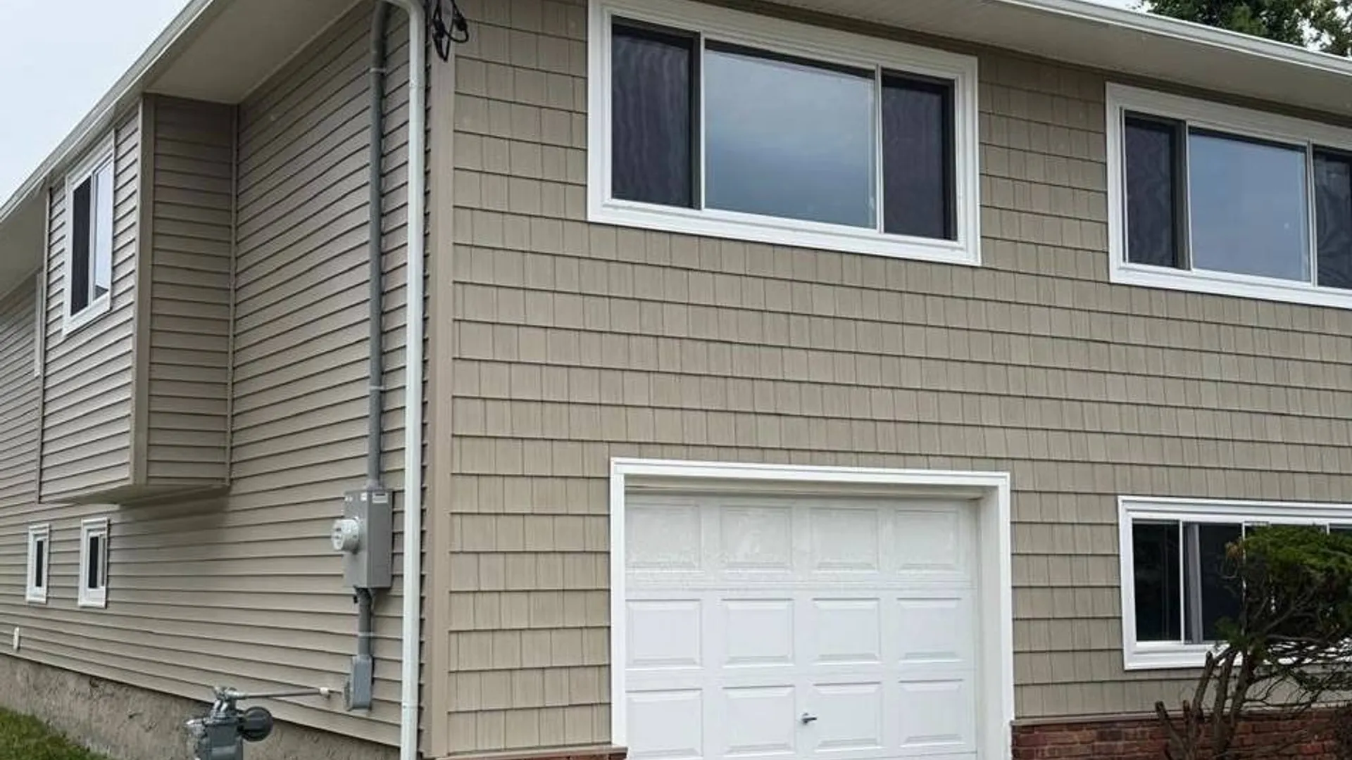 Property at 65 Florida, Hempstead, NY 11558 17