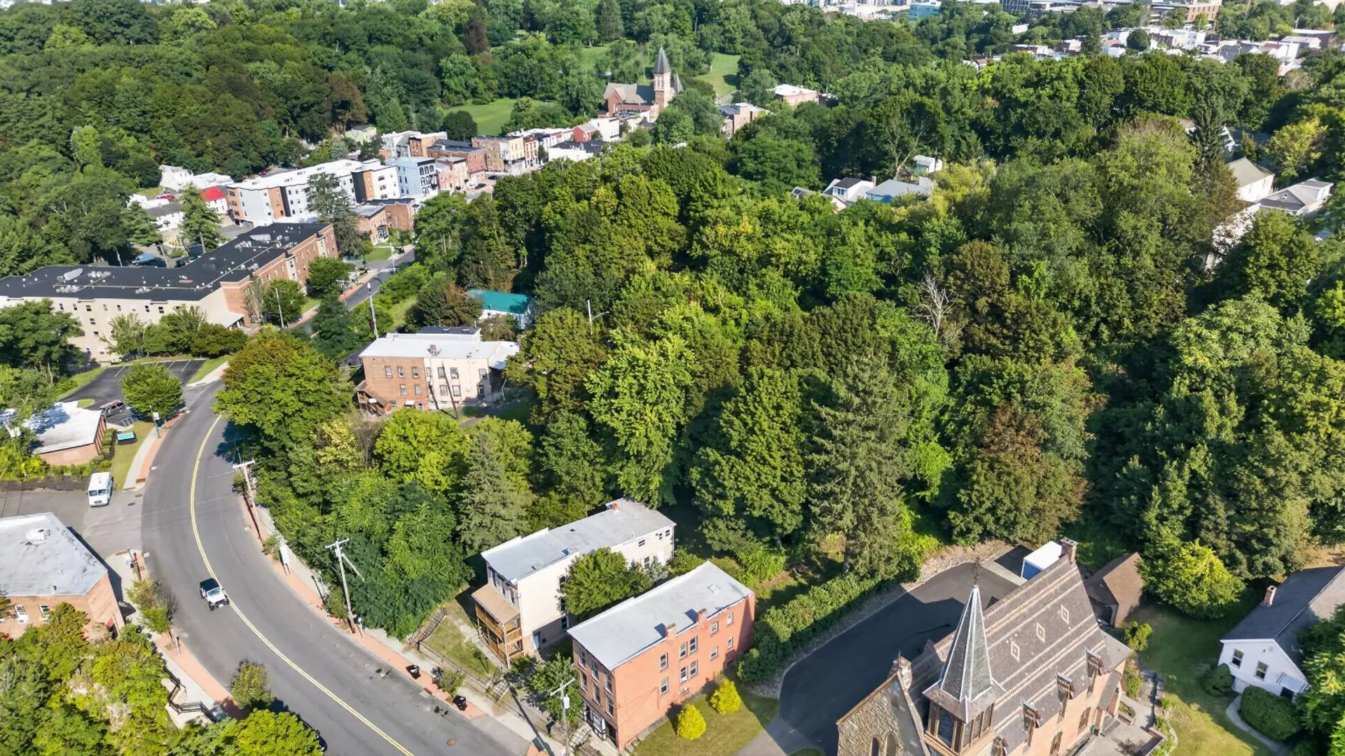Property at 539 Congress St, Troy, NY 12180 3