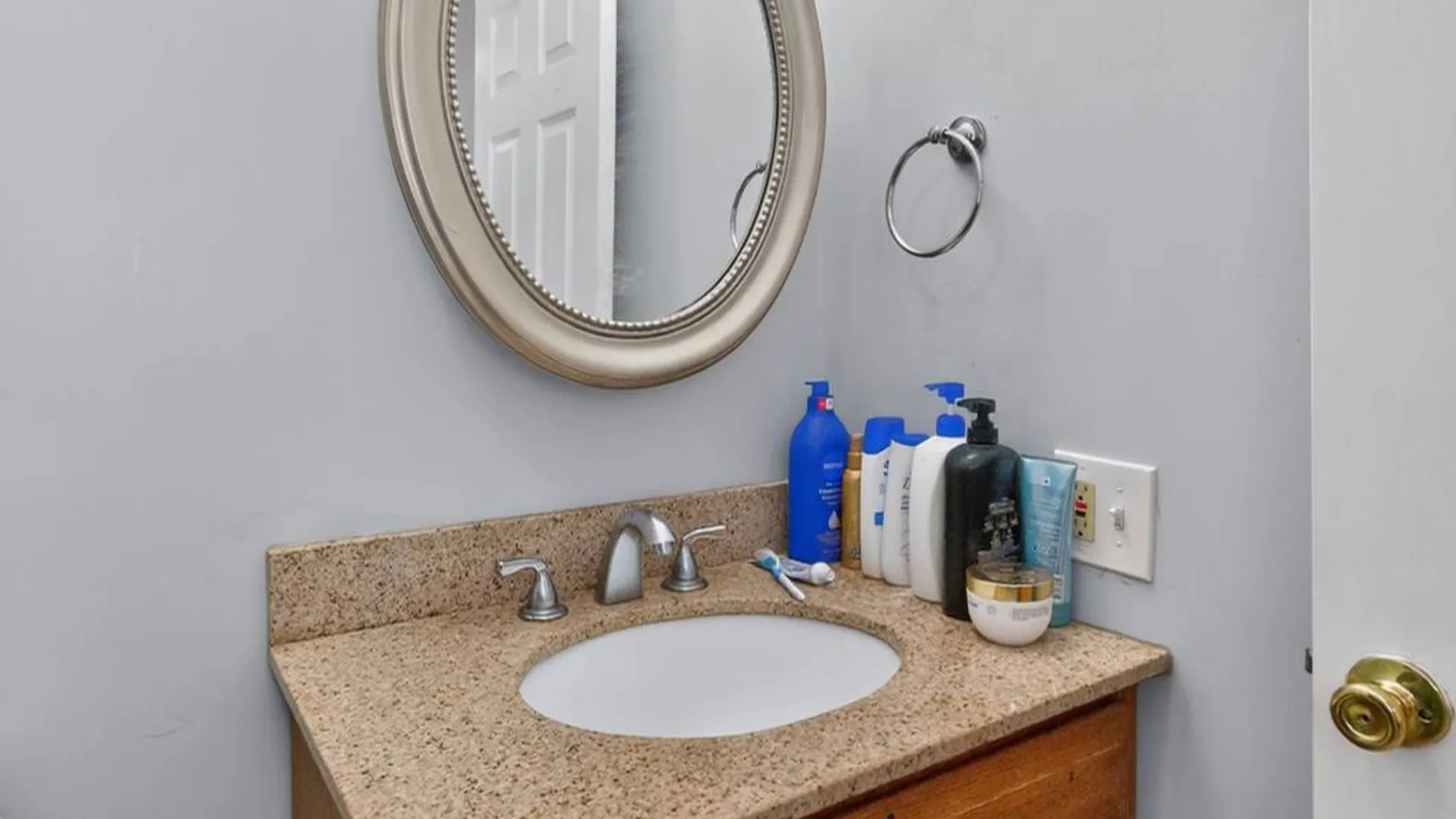 Property at 539 Congress St, Troy, NY 12180 9