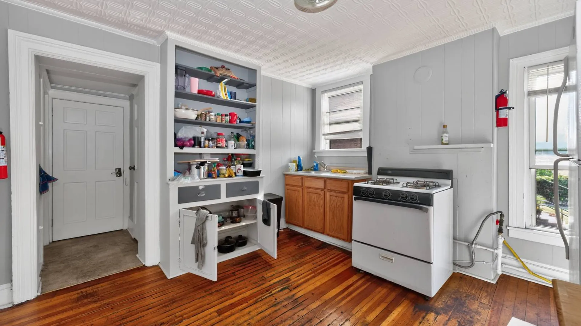 Property at 539 Congress St, Troy, NY 12180 36