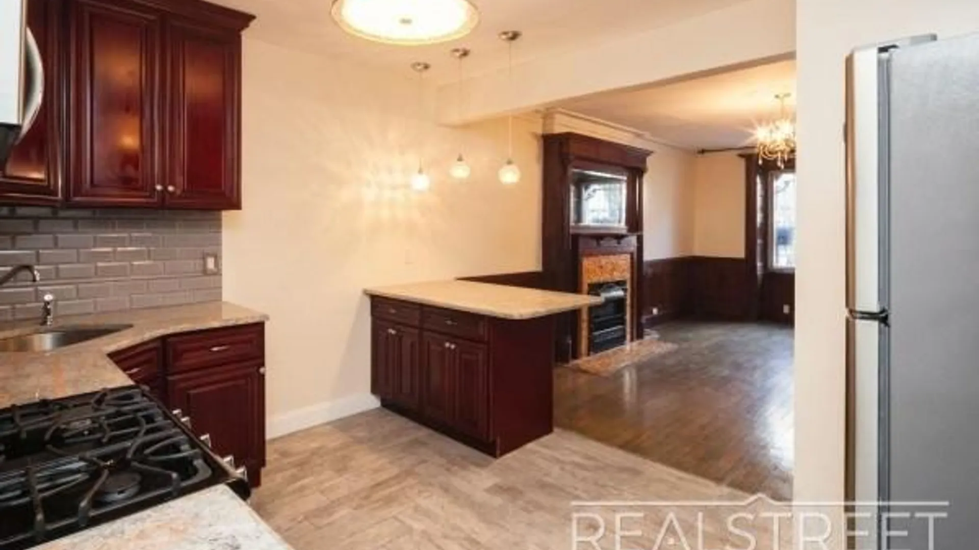 Property at 928 Saint Marks Avenue, Brooklyn, NY 11213 5