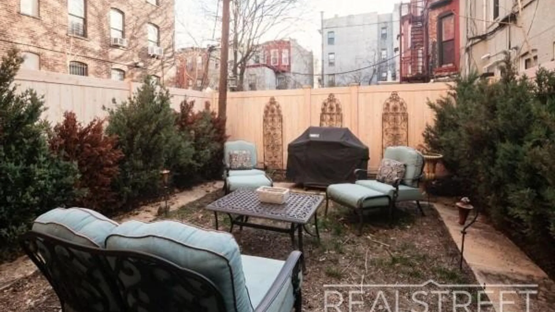 Property at 928 Saint Marks Avenue, Brooklyn, NY 11213 10