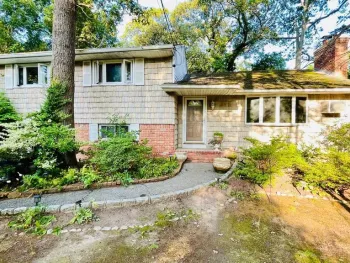 Property at 5 Arizona Place, Huntington Station, NY 11746