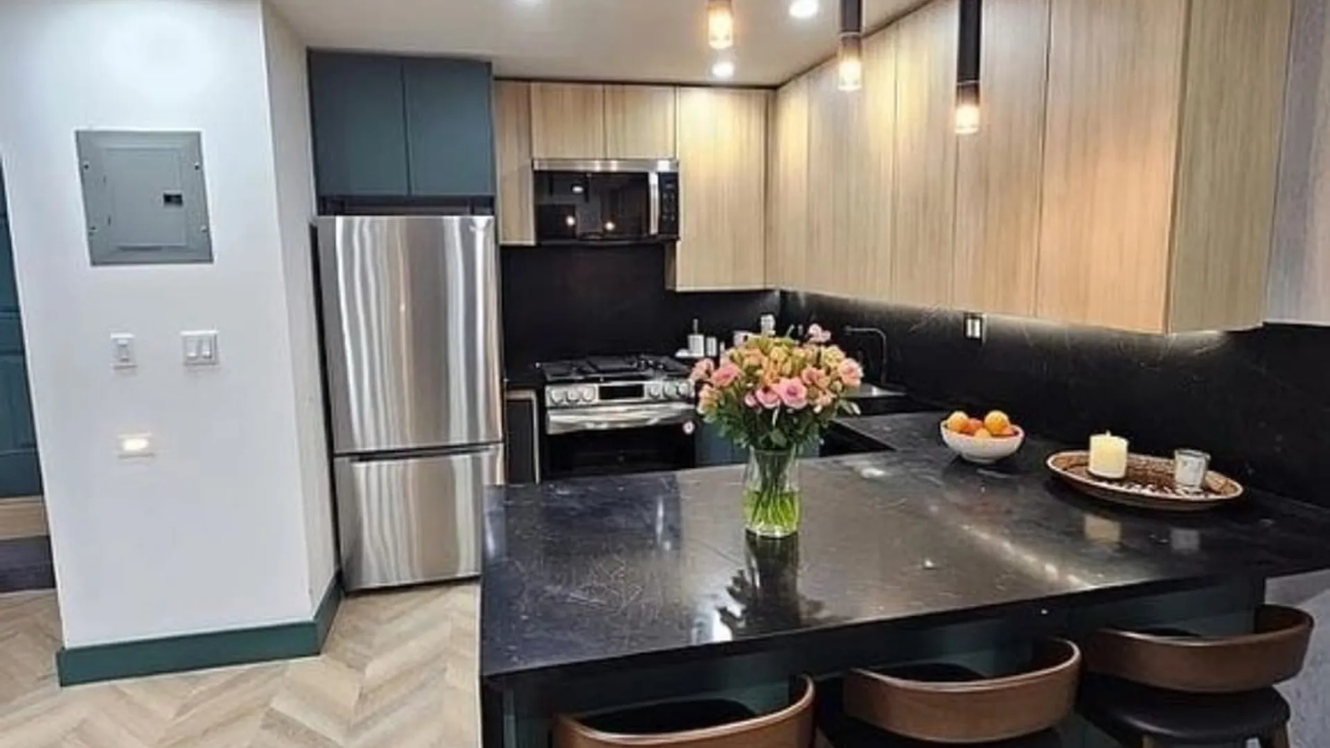 Property at 4202 Manhattan Avenue, Brooklyn, NY 11224 17