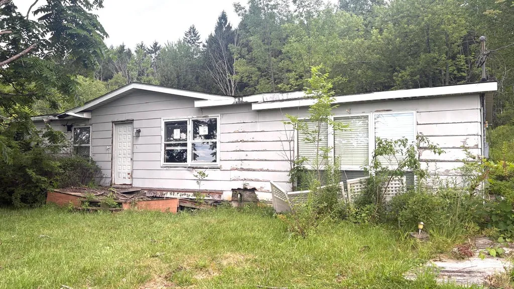 Property at 451-453 Bevier St, Binghamton, NY 13904