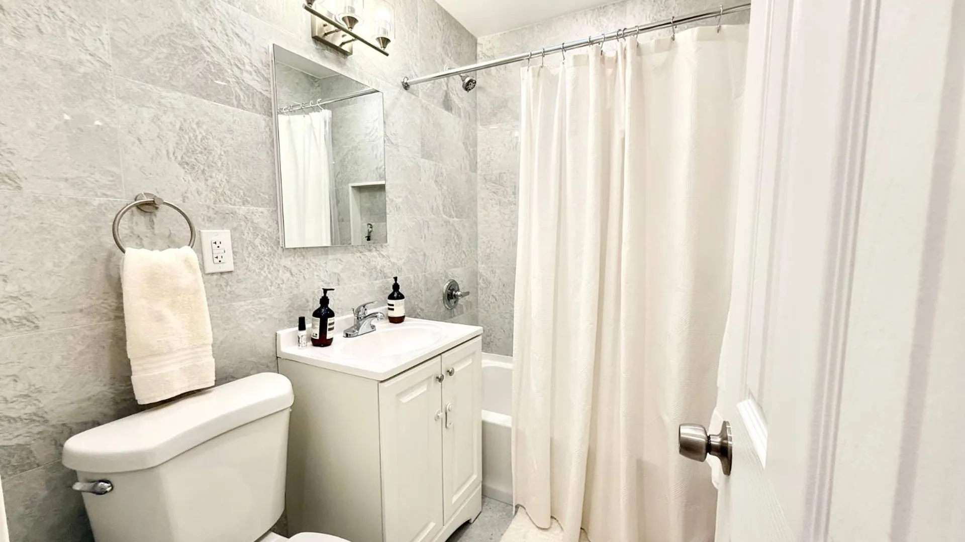 Property at 61-60 69th Lane, Middle Village, NY 11379 5