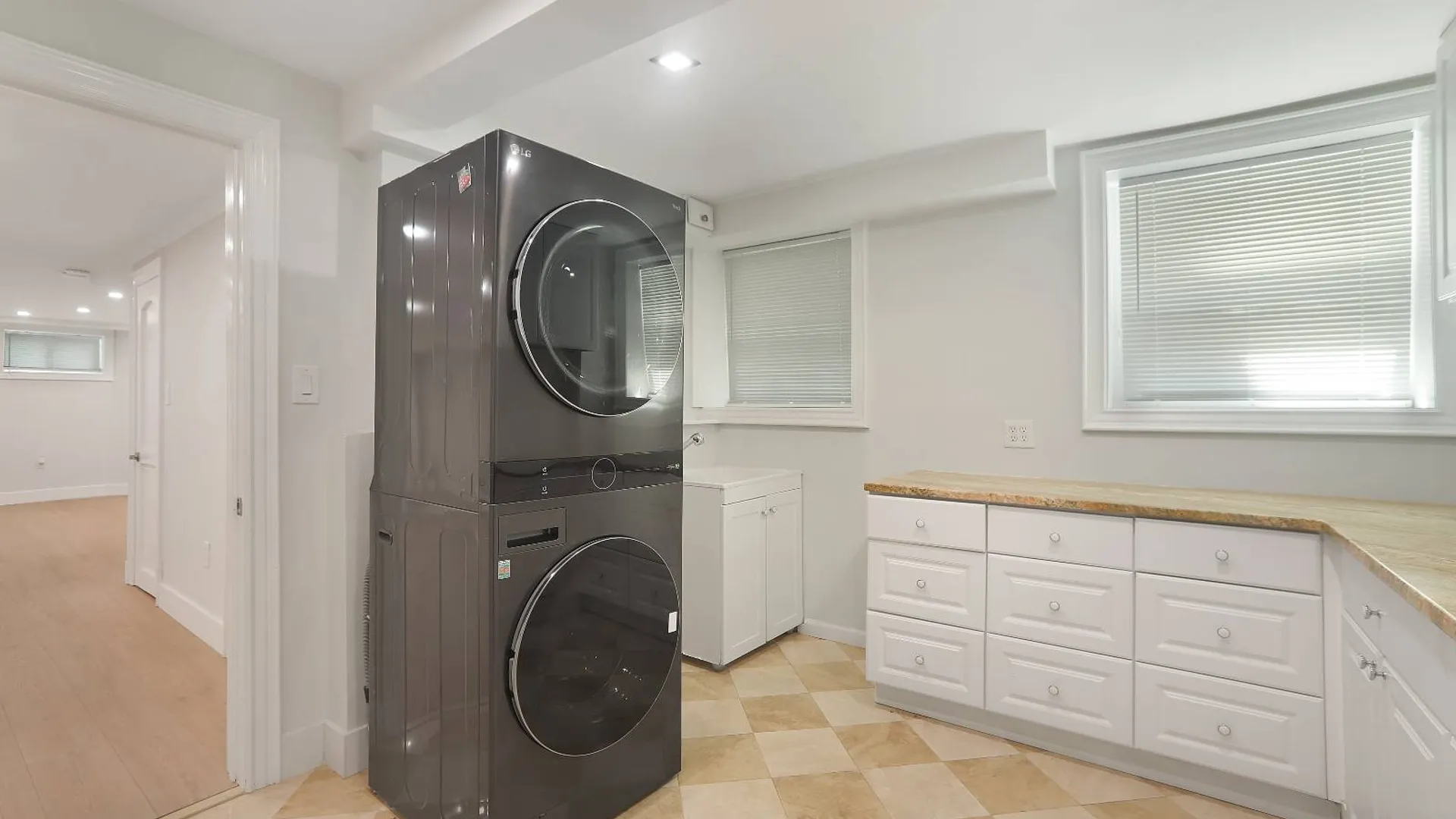 Property at 190 Kensington St, Brooklyn, NY 11235 18