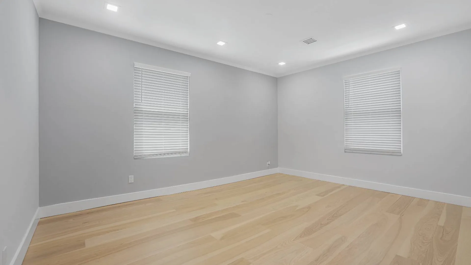 Property at 190 Kensington St, Brooklyn, NY 11235 27