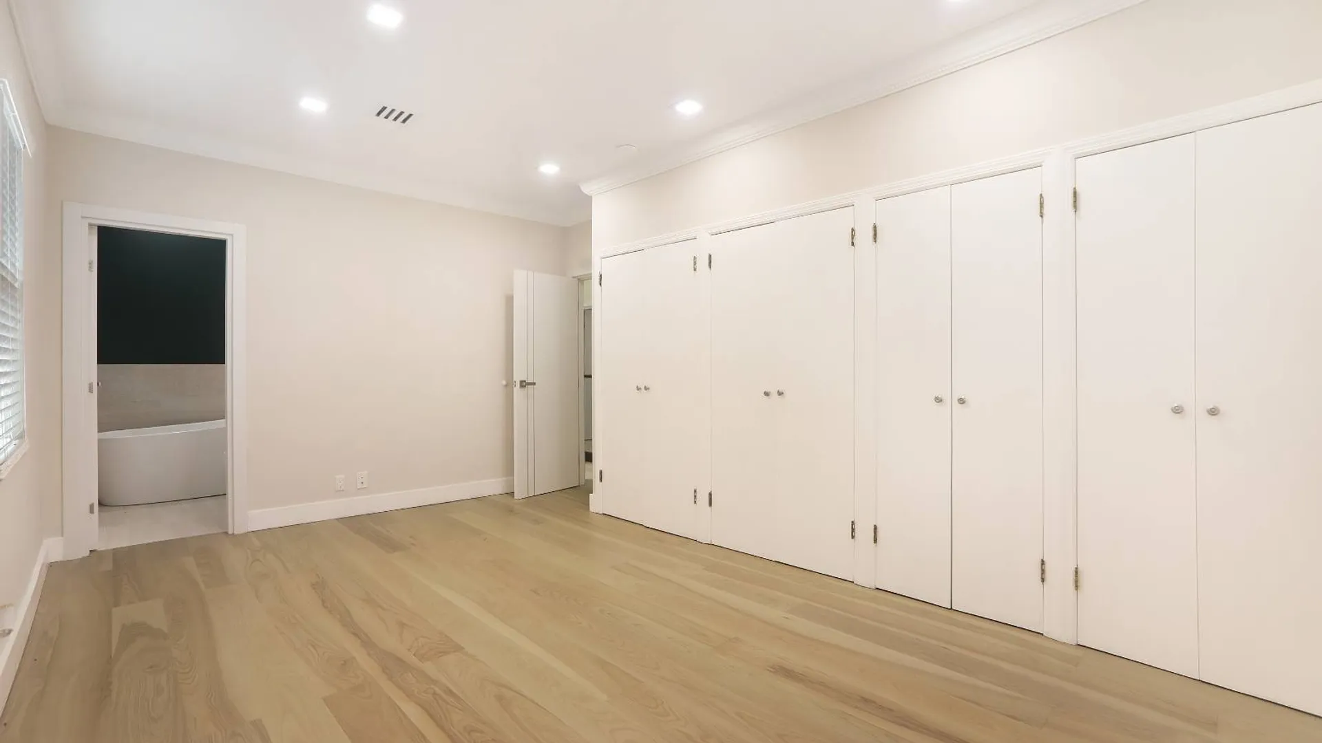 Property at 190 Kensington St, Brooklyn, NY 11235 29