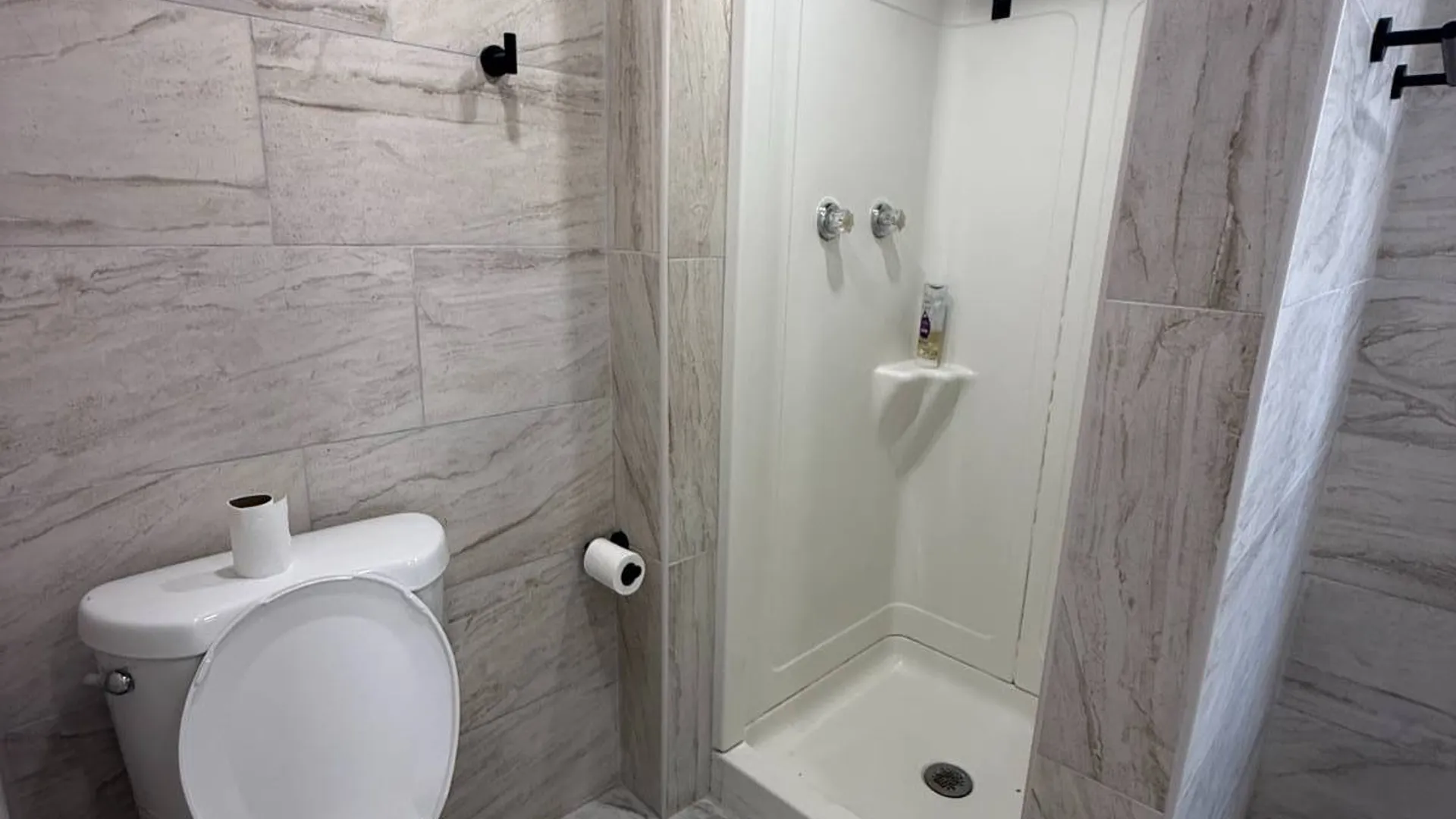 Property at 486 W Park Pl, Troy, NY 12182 10