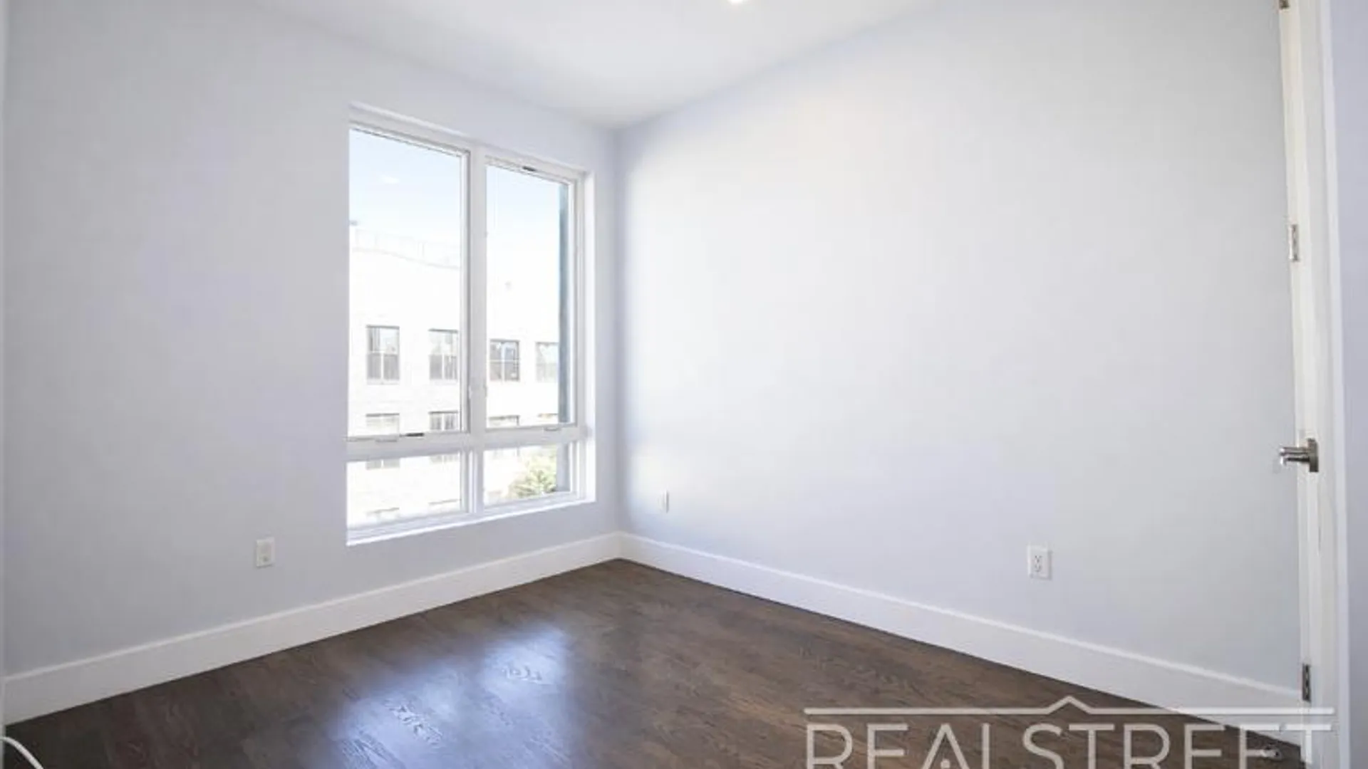 Property at 100 Himrod St, BROOKLYN, NY 11221 6