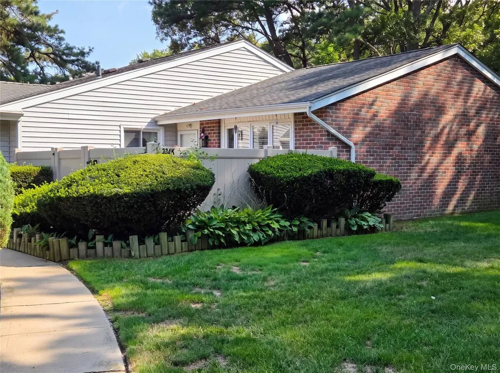 Property at 234 Springmeadow Drive, Holbrook, NY 11741