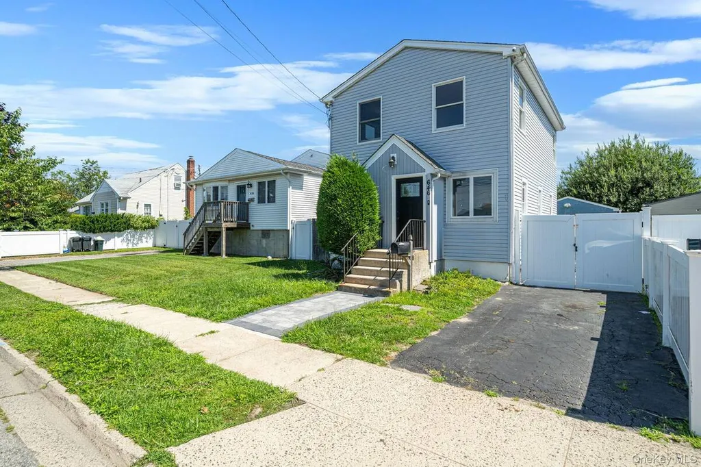 Property at 646 S 7th Street, Lindenhurst, NY 11757