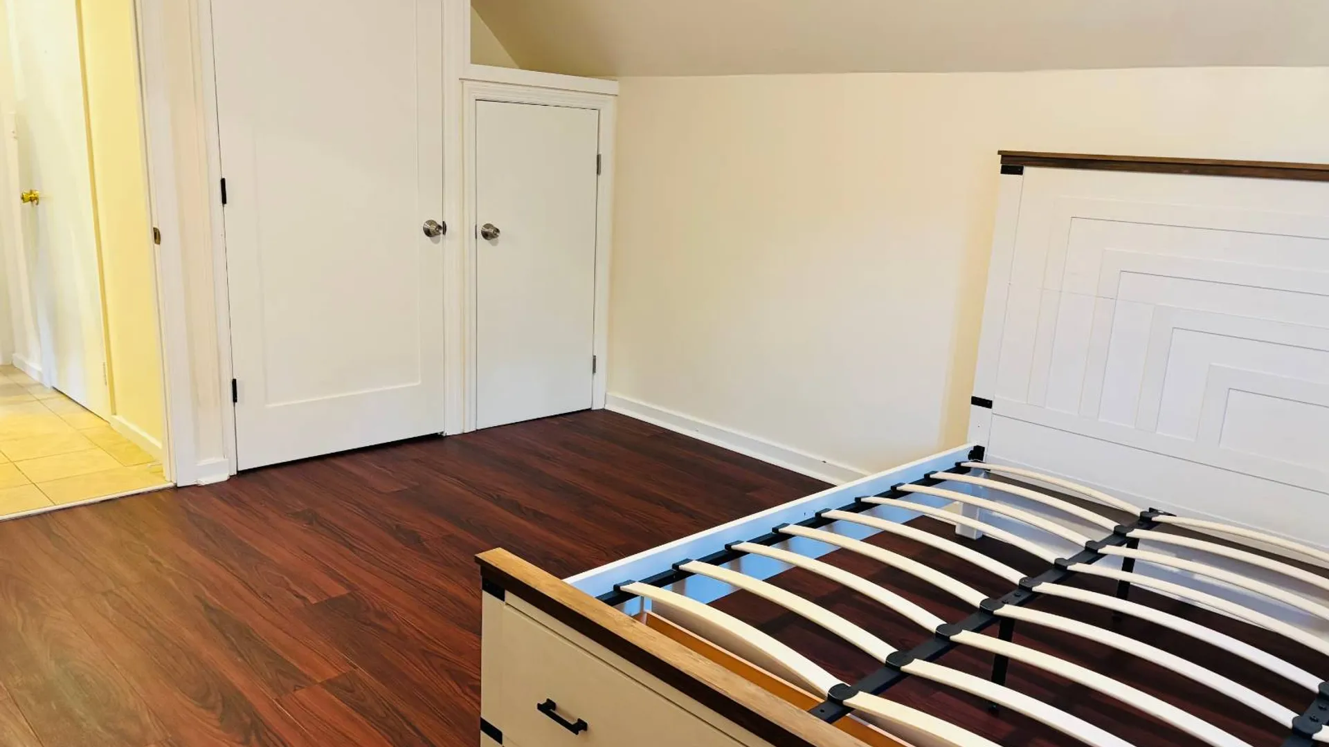 Property at 195 Prescott Ave, Staten Island, NY 10306 6