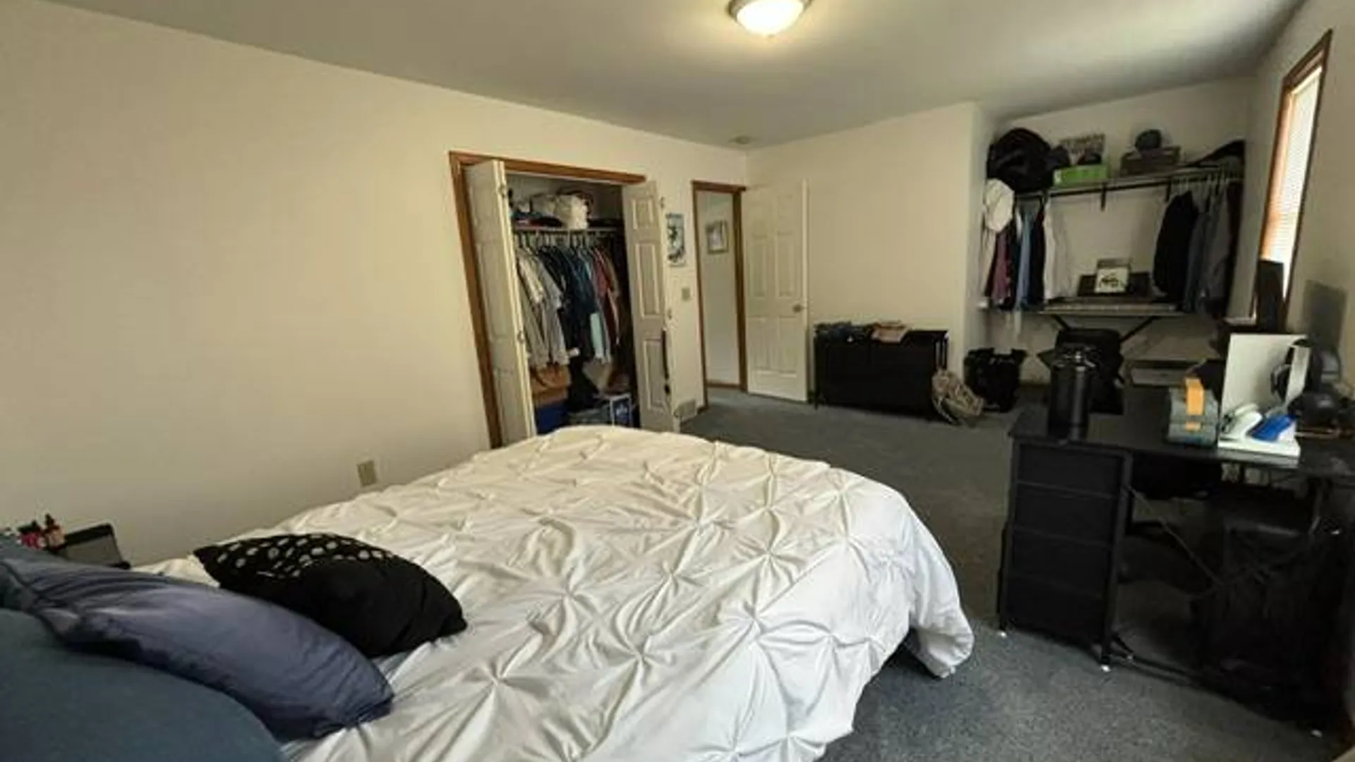 Property at 1 Gay Lyn Drive, Colonie, NY 12205 11