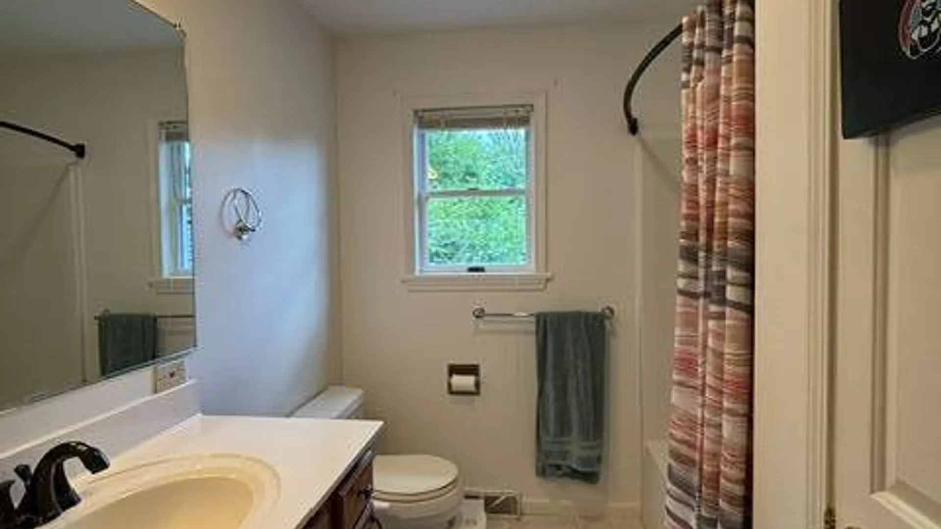Property at 1 Gay Lyn Drive, Colonie, NY 12205 13