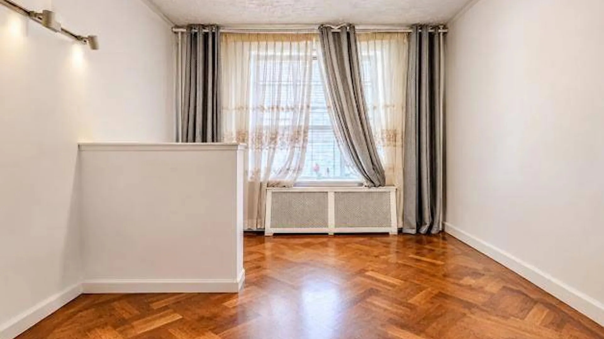 Property at 1069 74th St, Brooklyn, NY 11228 7