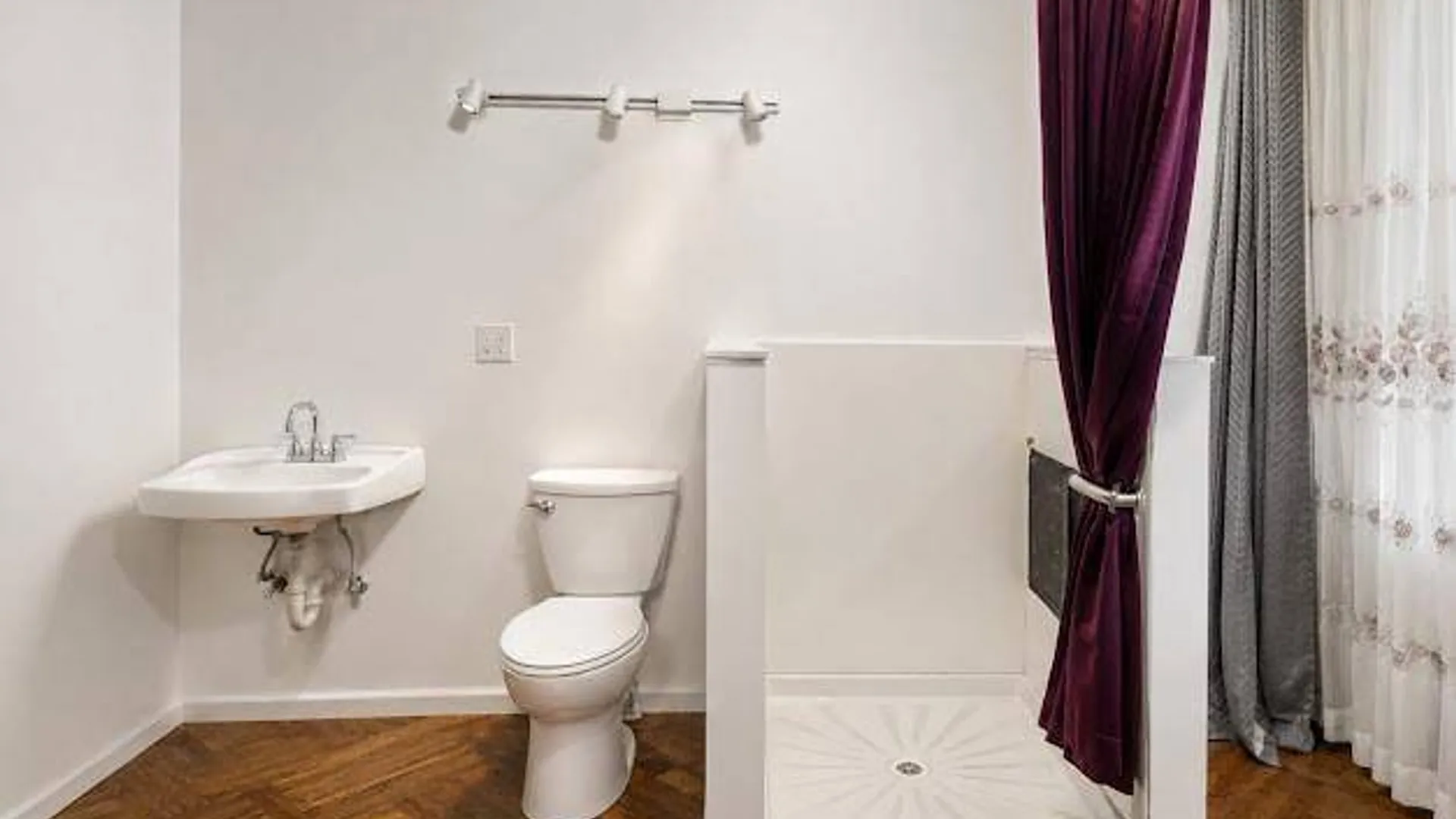 Property at 1069 74th St, Brooklyn, NY 11228 19