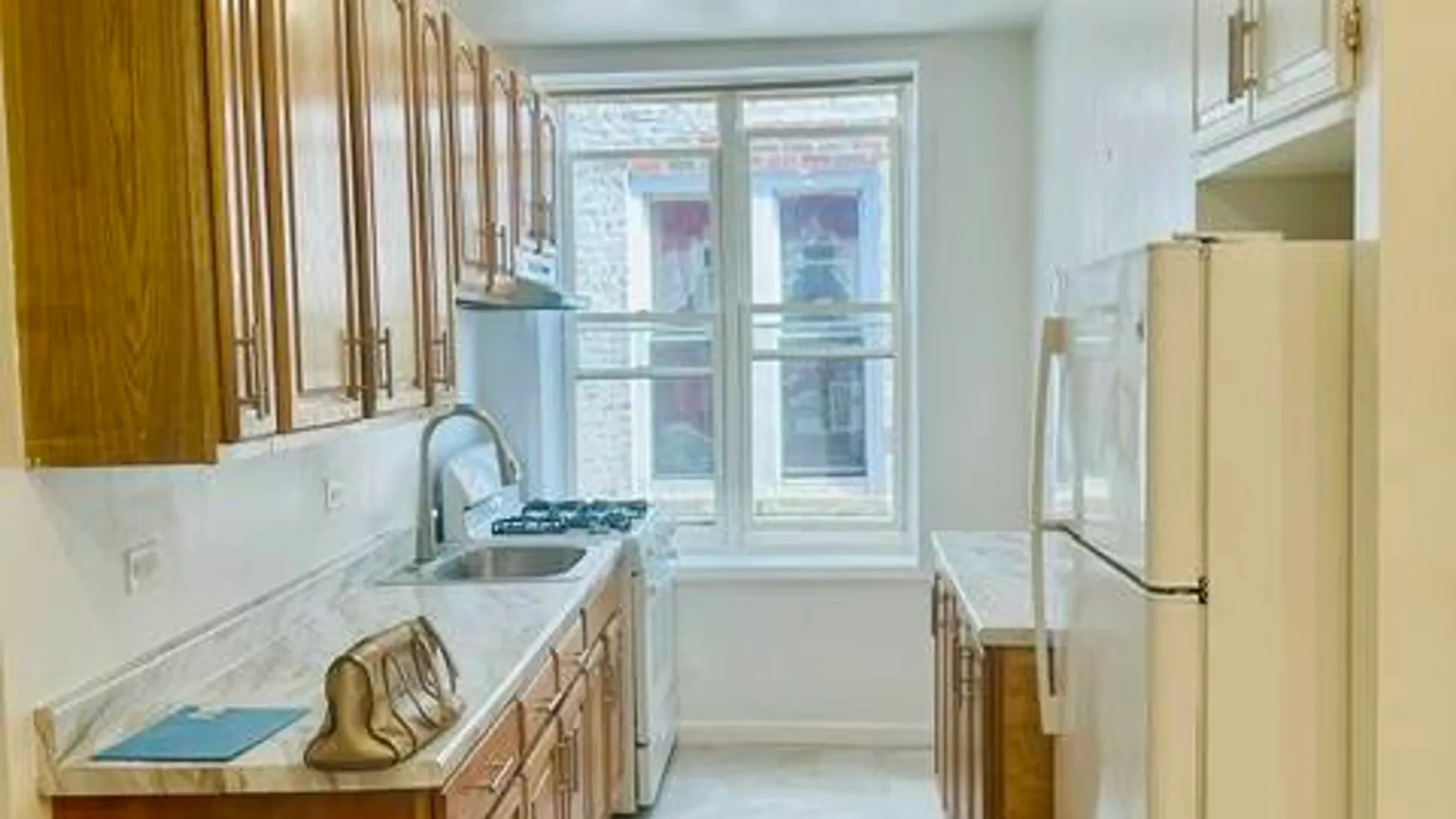 Property at 351 E 91st Street, Brooklyn, NY 11212 7