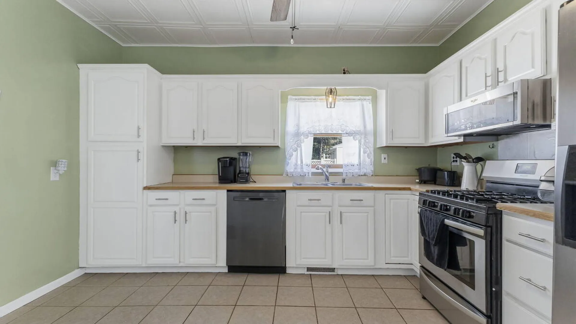 Property at 1256 Main Street, Rotterdam, NY 12150 16