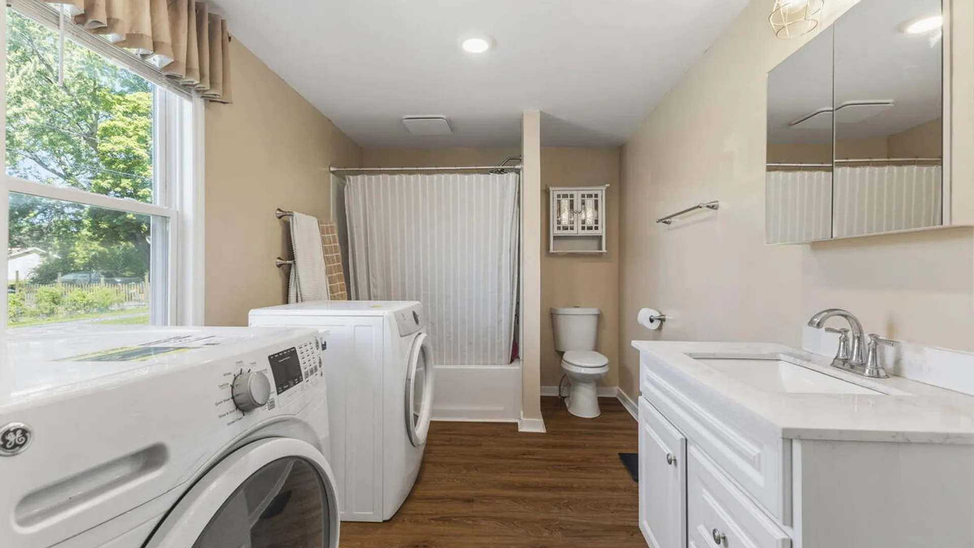 Property at 1256 Main Street, Rotterdam, NY 12150 20