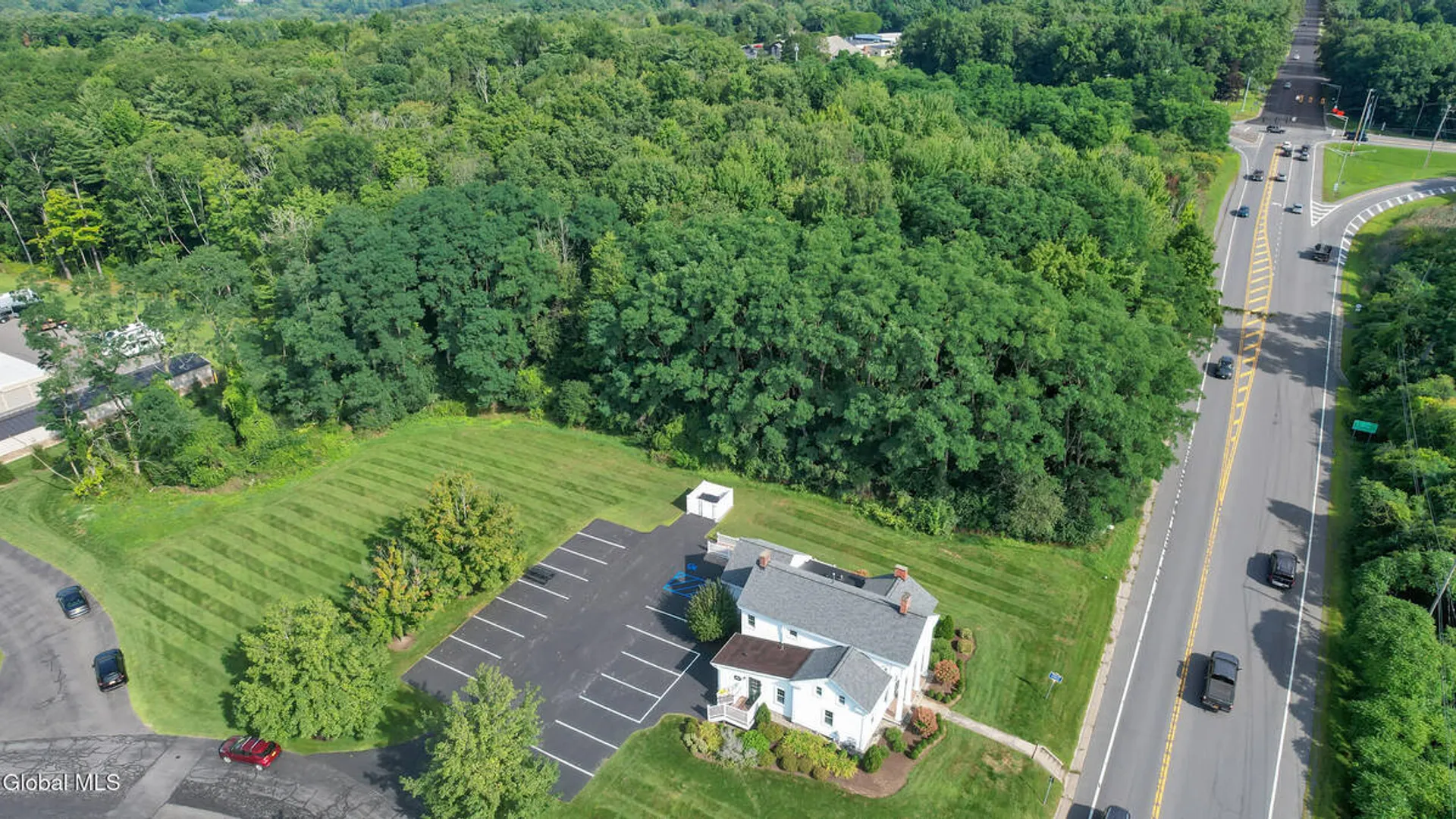 Property at 2 Daggett Drive, Clifton Park, NY 12148 5
