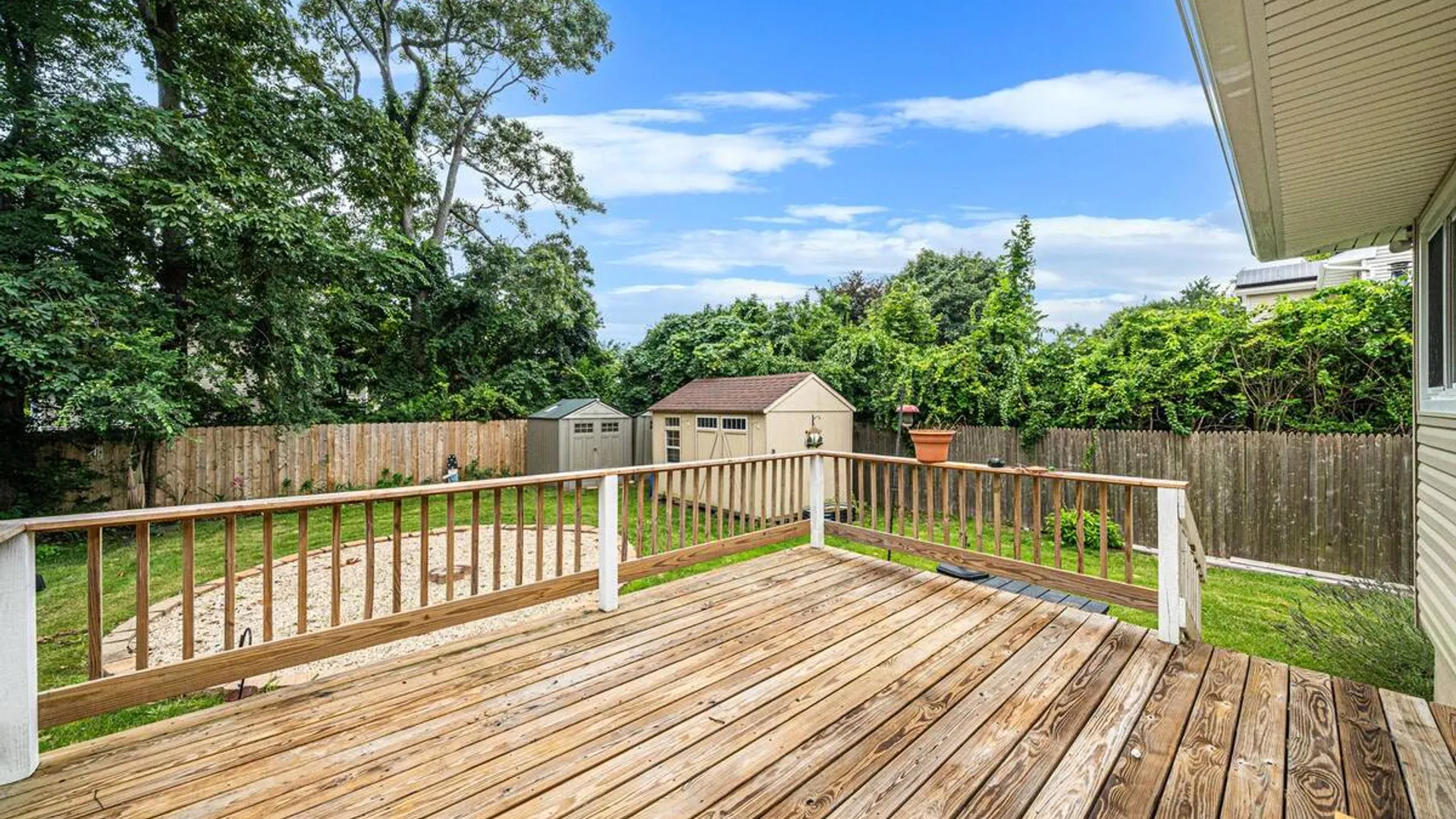 Property at 24 trafalgar Drive, Shirley, NY 11967 28
