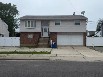 Property at 189 Elizabeth Ave, Oceanside, NY 11572