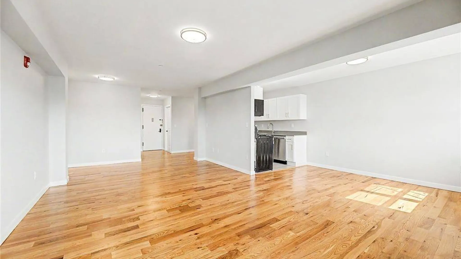 Property at 671 Bronx River Road, Yonkers, NY 10704 7