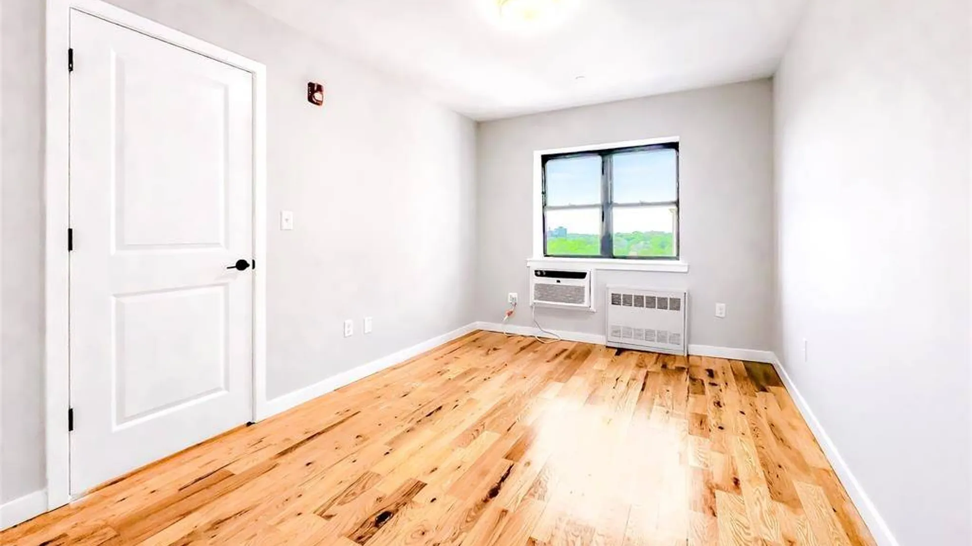 Property at 671 Bronx River Road, Yonkers, NY 10704 14