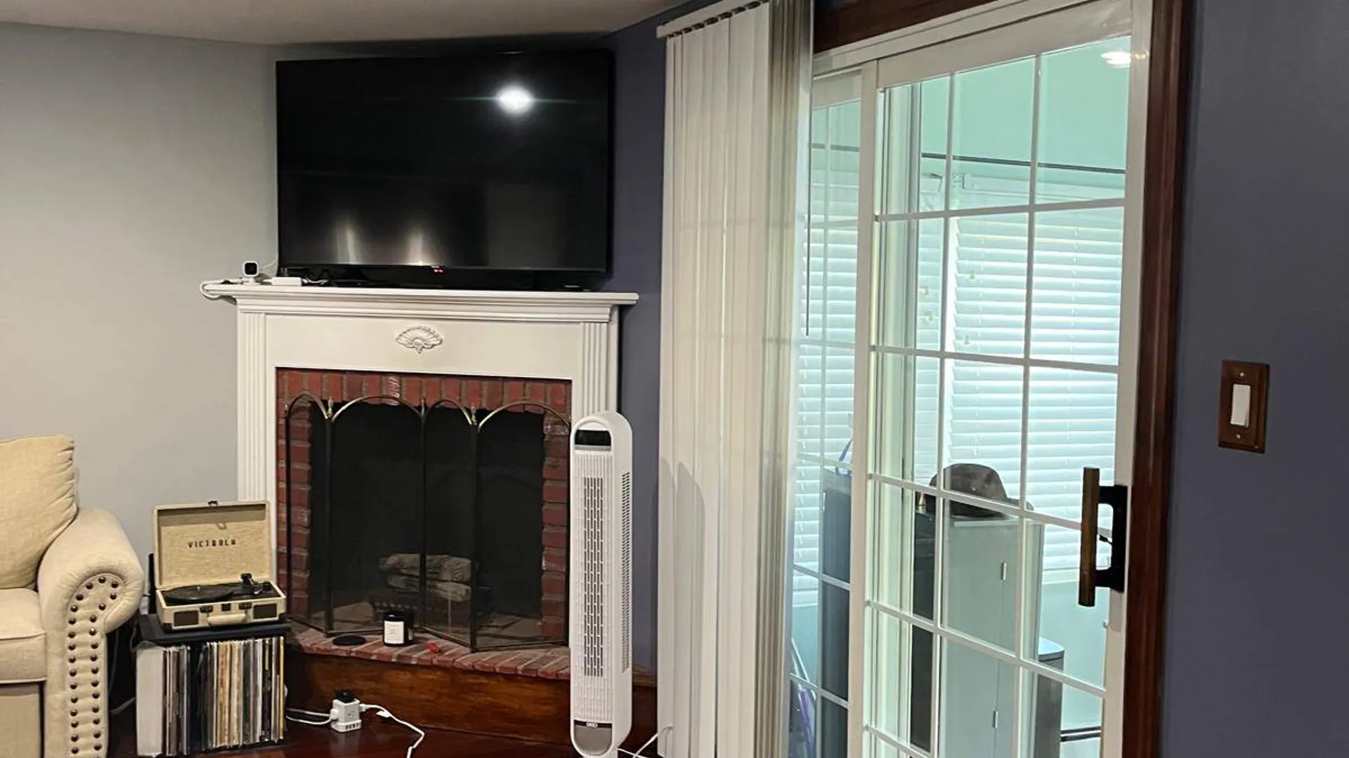 Property at ** Oakley Ave, Massapequa, NY 11758 4