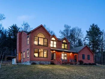 Property at 82 Thomas Dr, Leeds, NY 12451