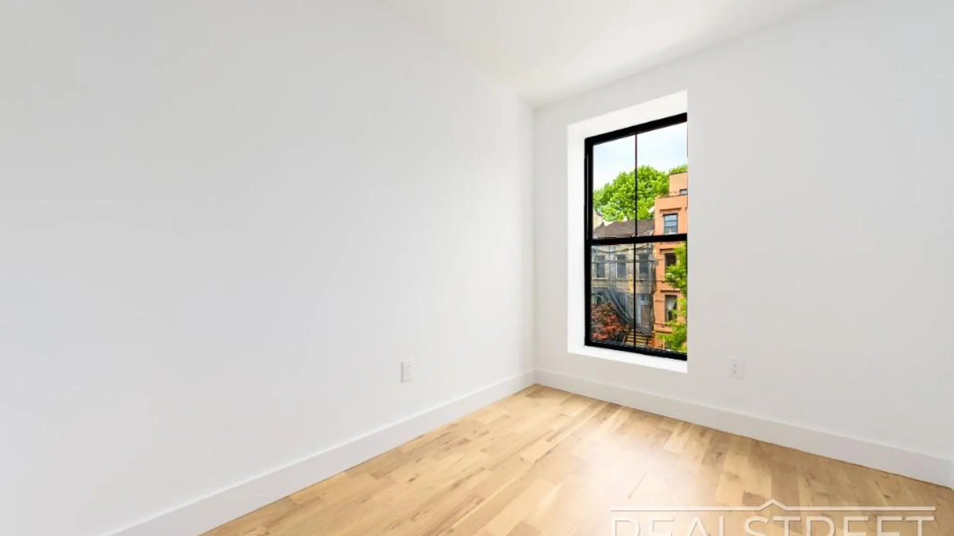 Property at 536A Monroe St, BROOKLYN, NY 11221 8