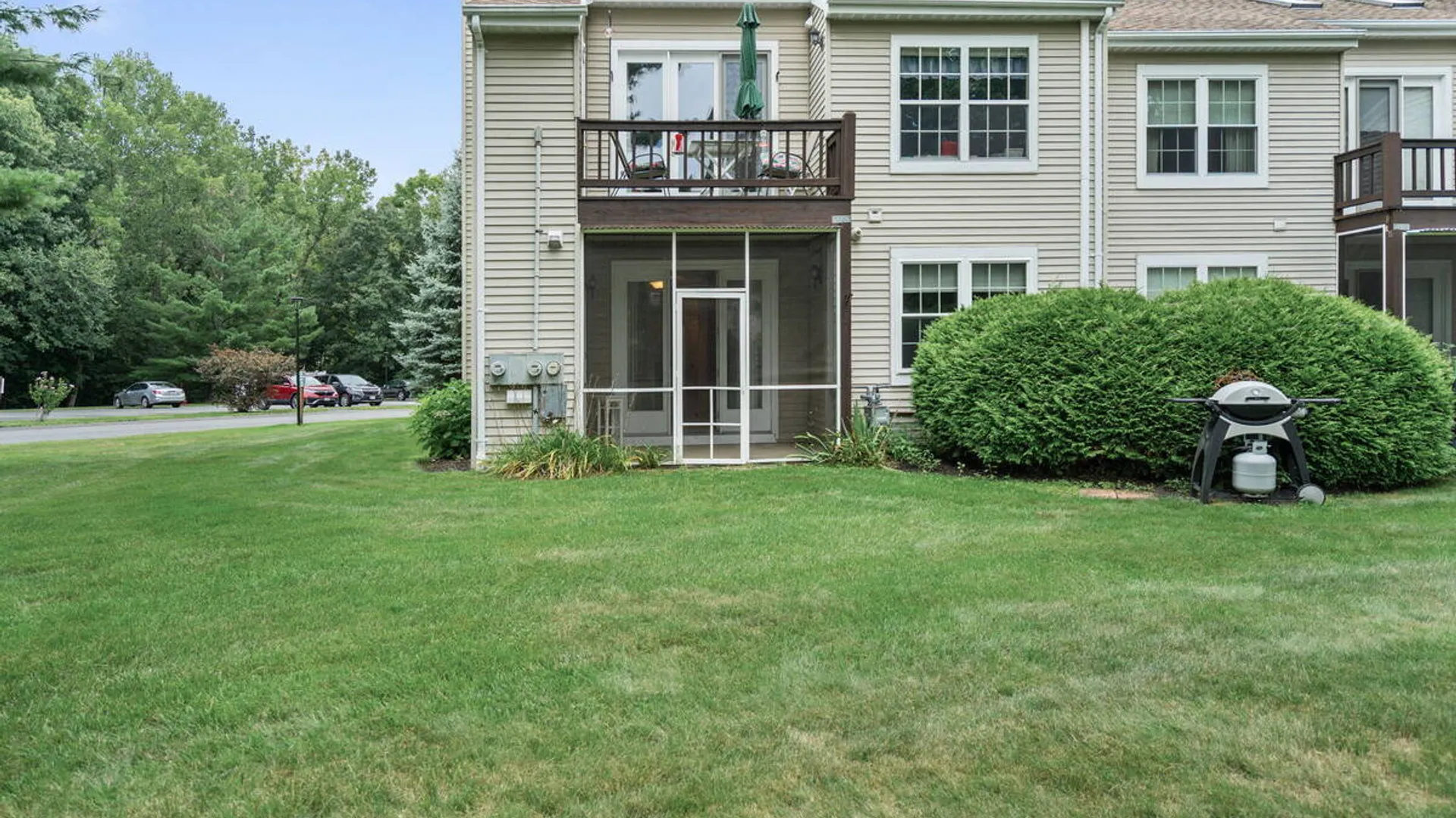 Property at 4806 S Foxwood Drive, Clifton Park, NY 12065 32